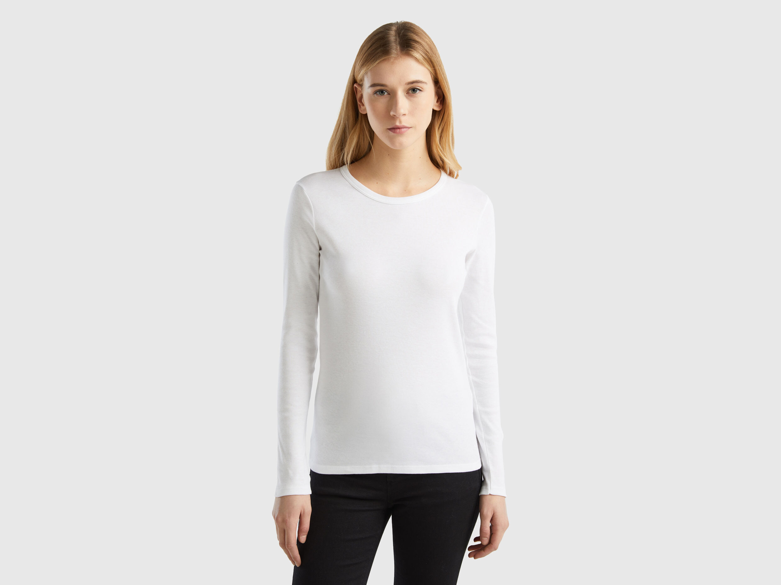Womens white long sleeve t shirt hot sale