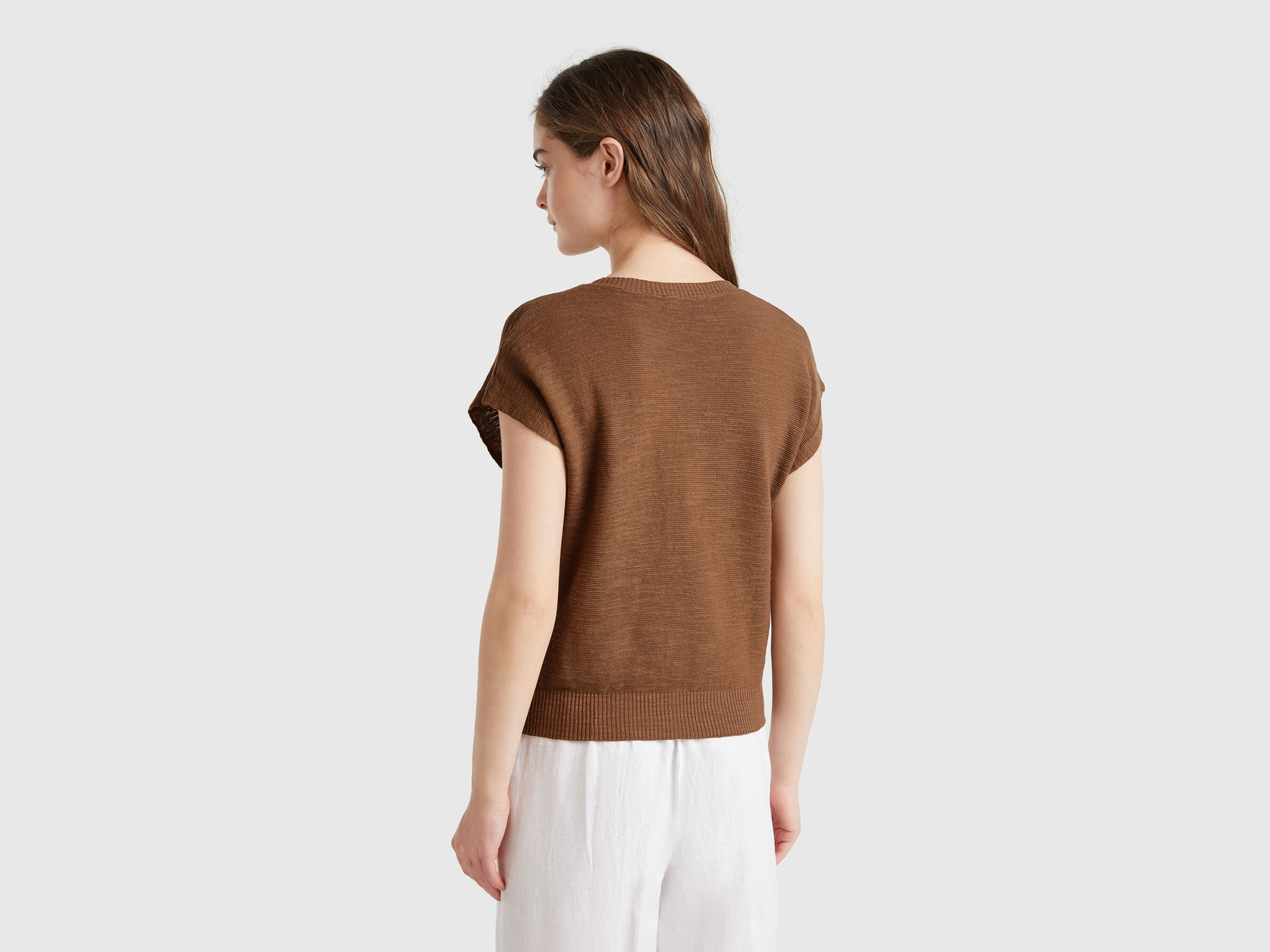 SLEEVELESS SWEATER Women image number 1