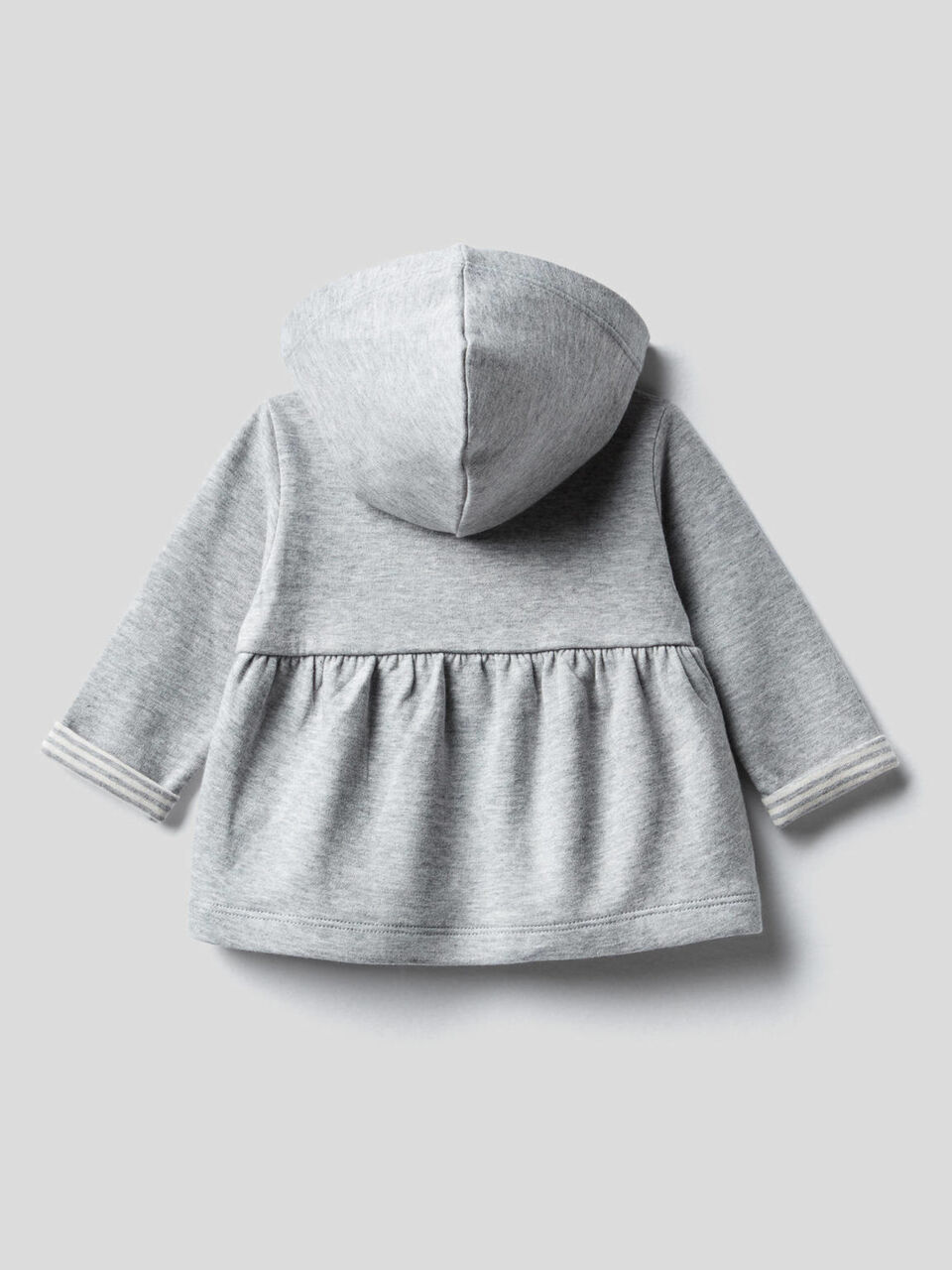 Zip-up hoodie image number 2