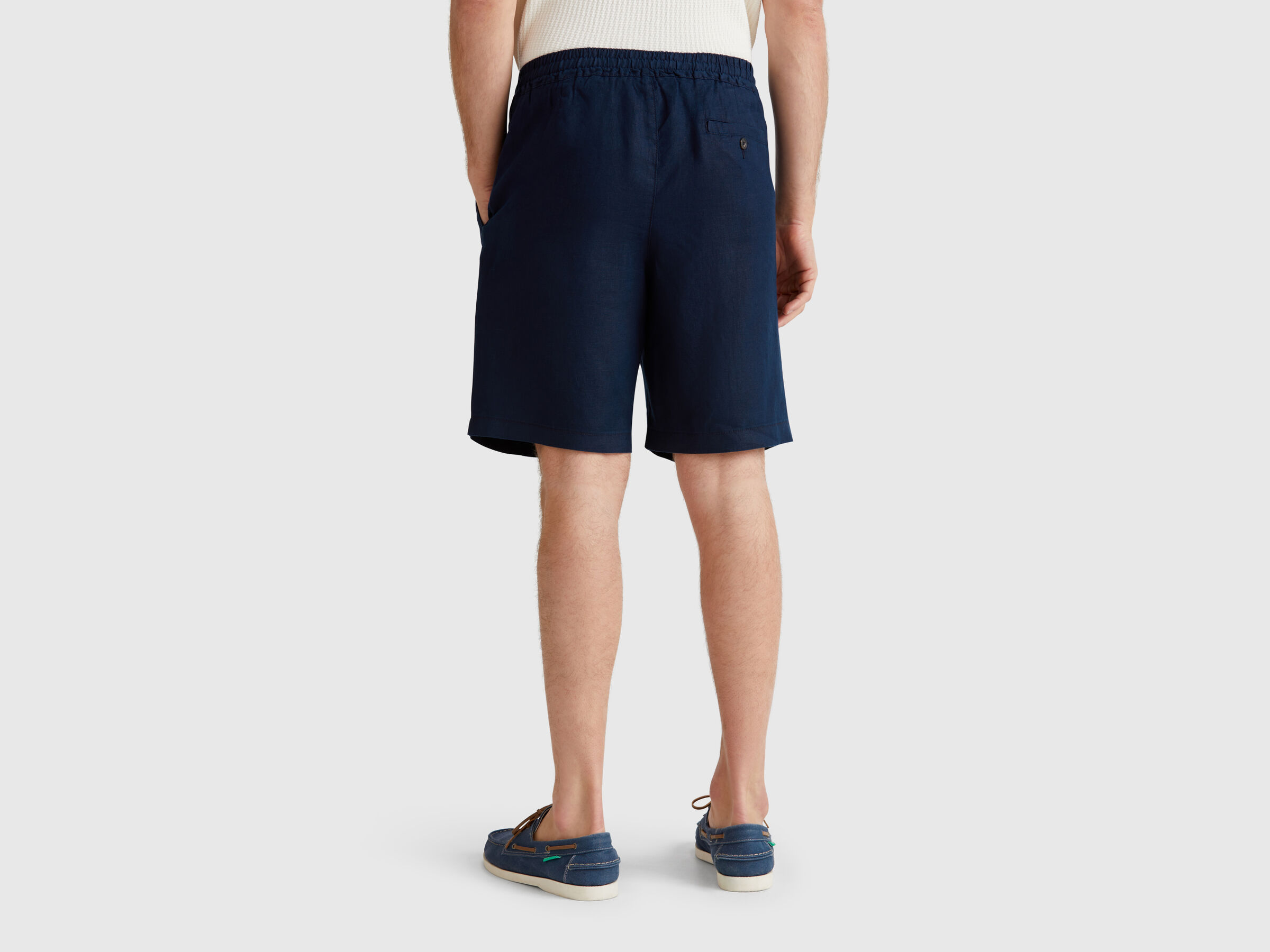 BERMUDA Men image number 1