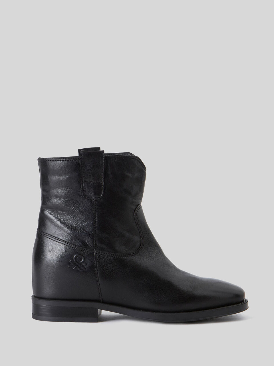 Leather ankle boots image number 1