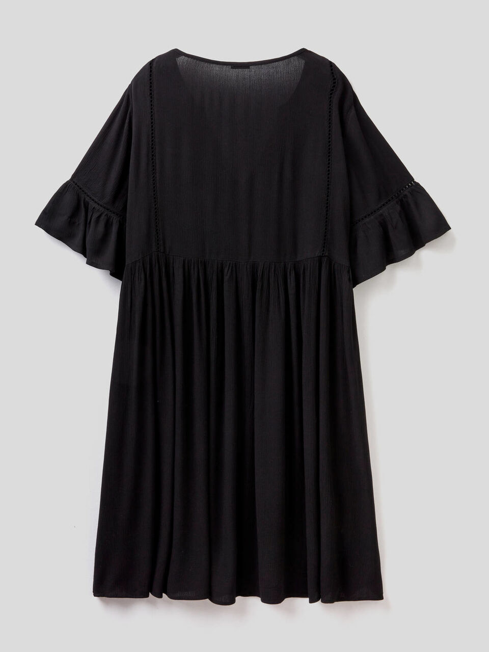 Cropped dress with trim and ruffles image number 2