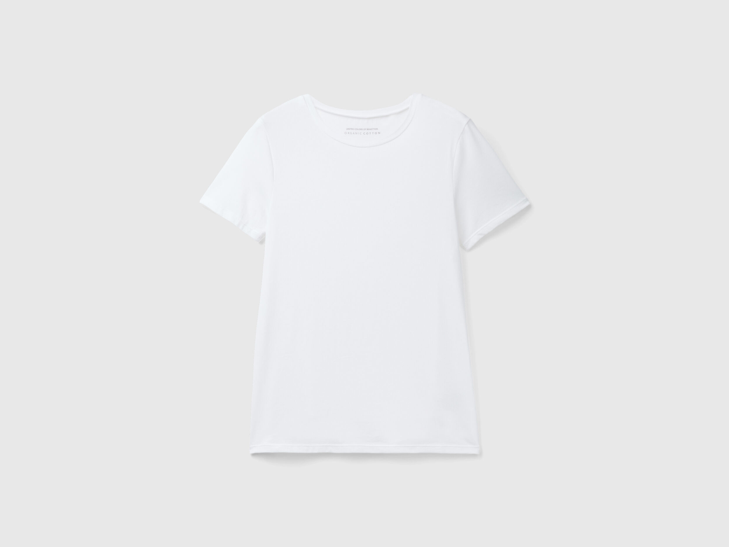 Womens white t shirt with lycra top