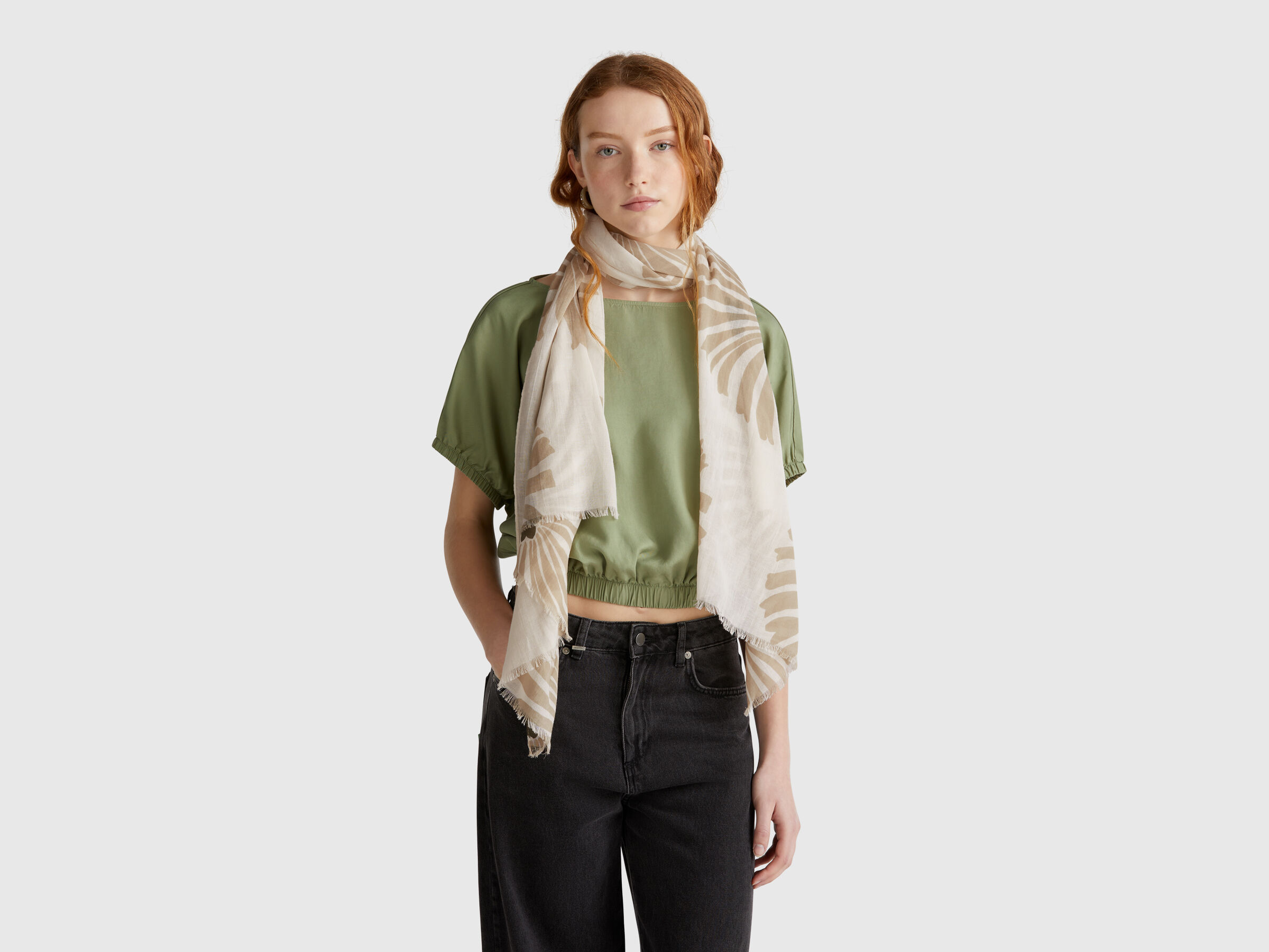 SCARF Women image number 2