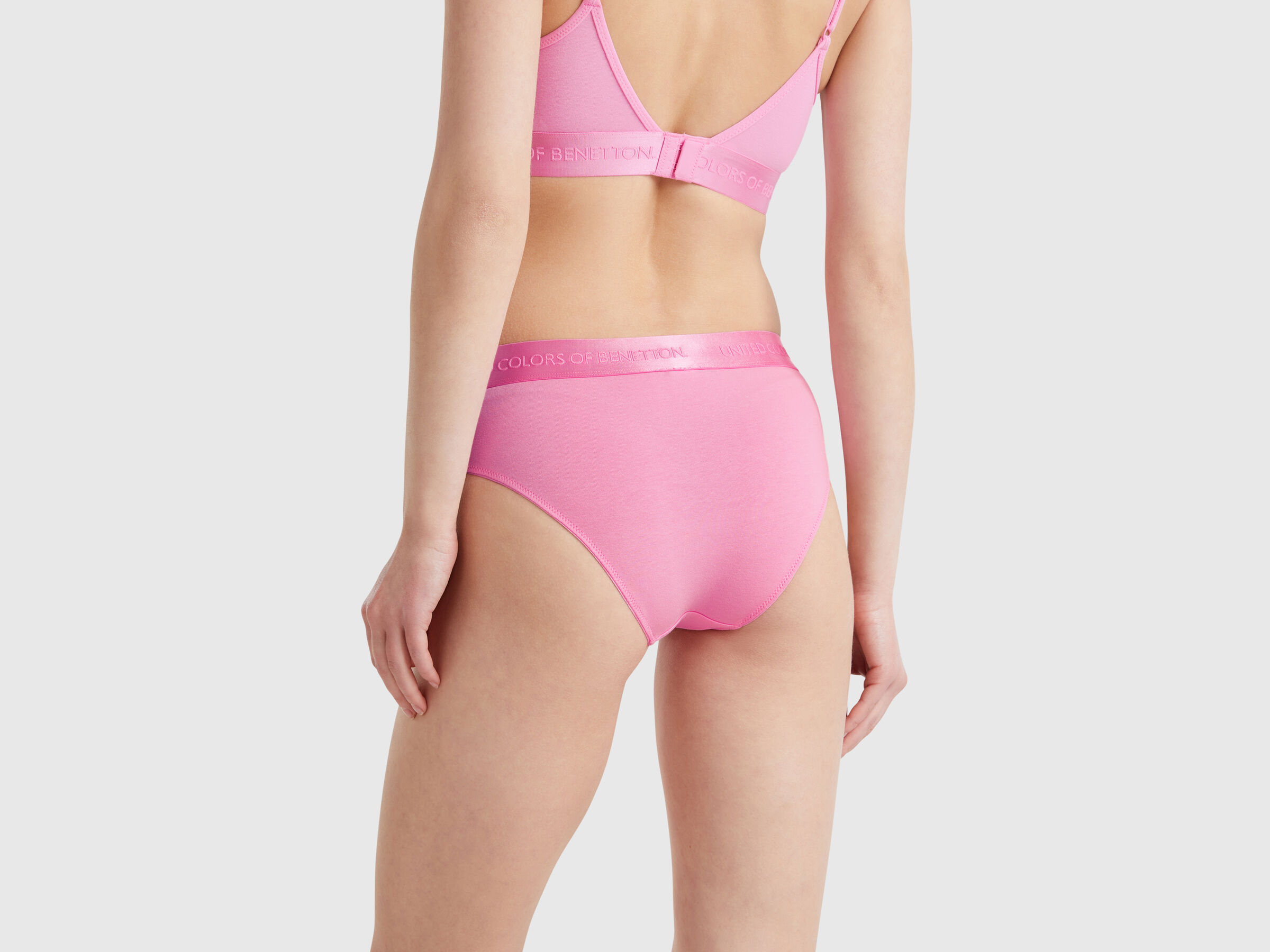 SLIP Women image number 1