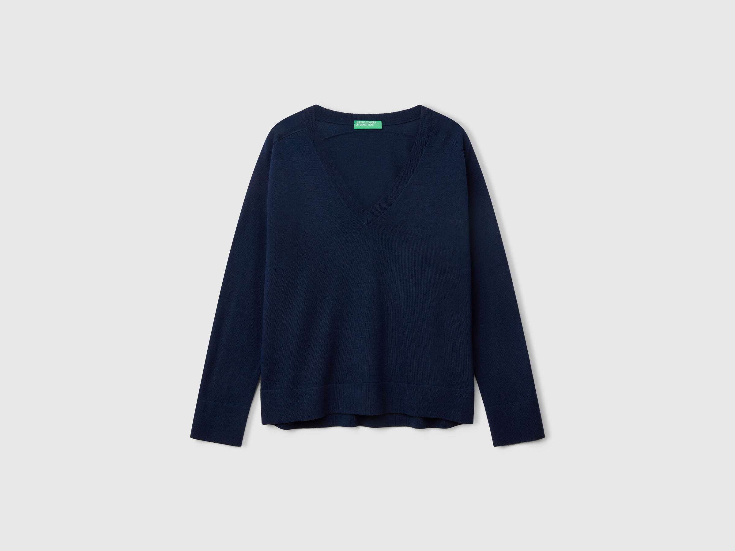 V NECK SWEATER L/S Women image number 3