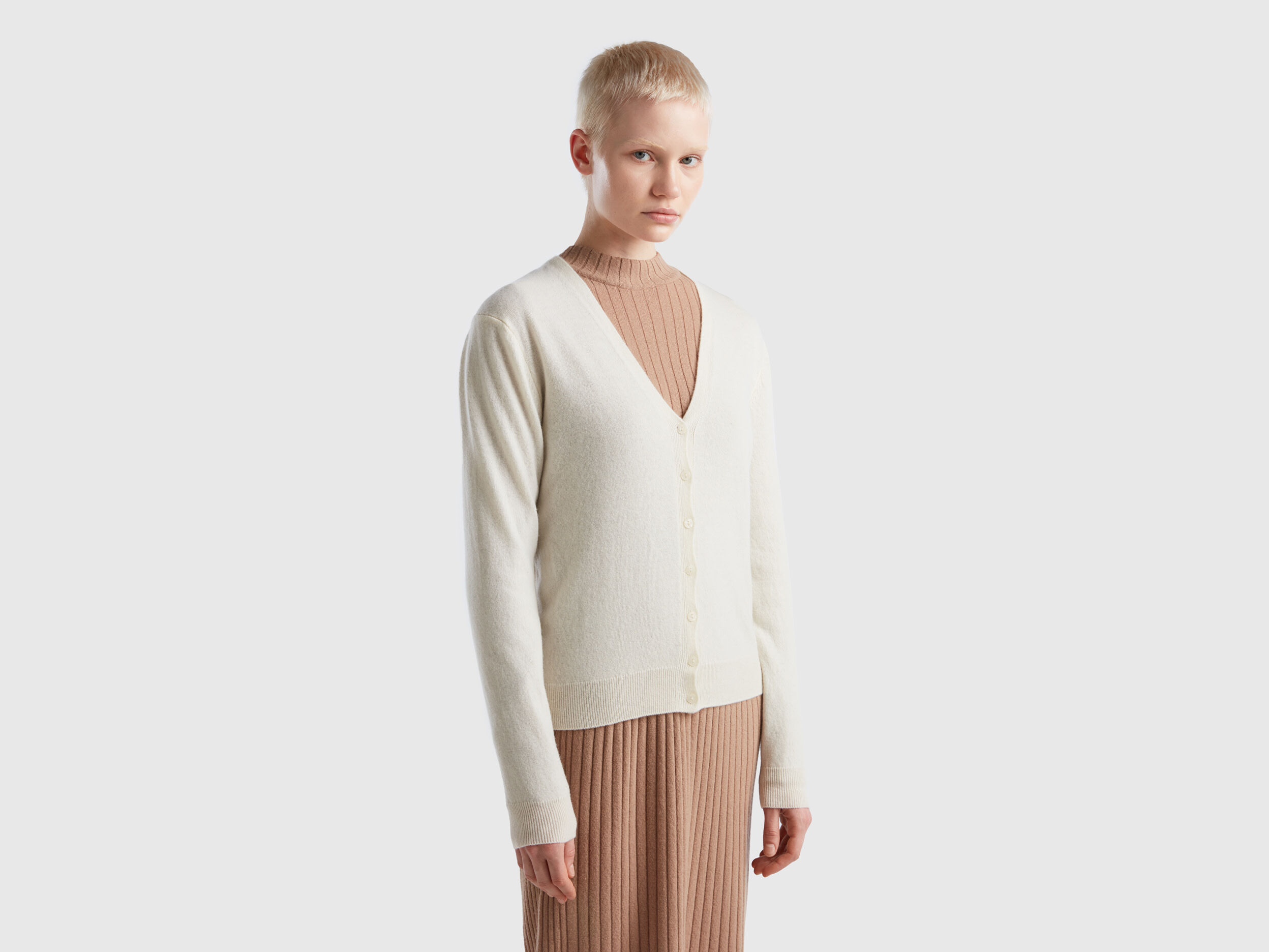 Long v neck cardigan 2025