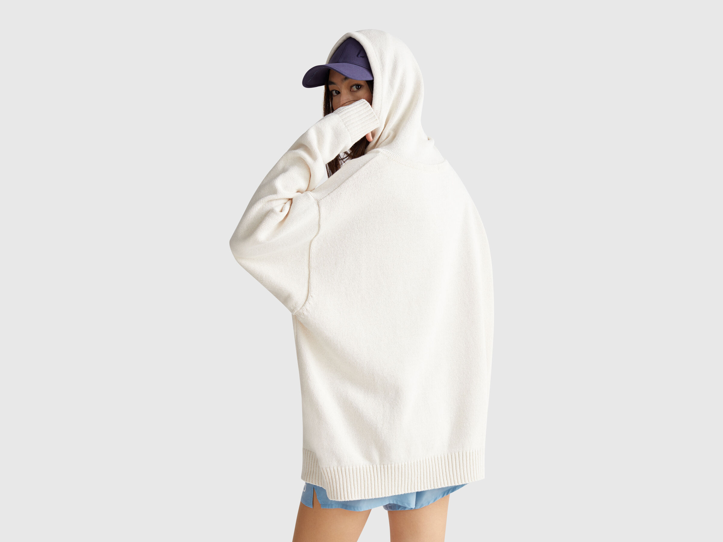 SWEATER W/HOOD Women image number 1