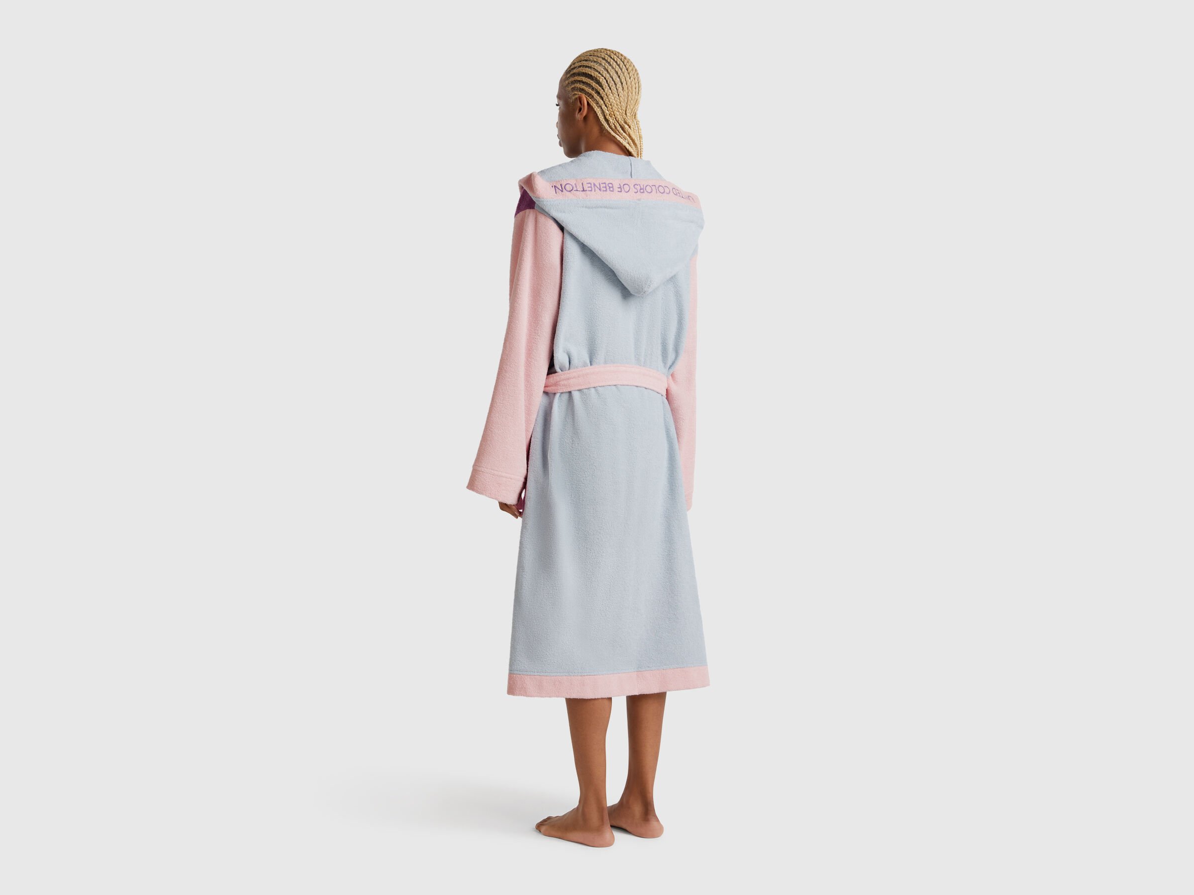 BATH GOWN image number 1