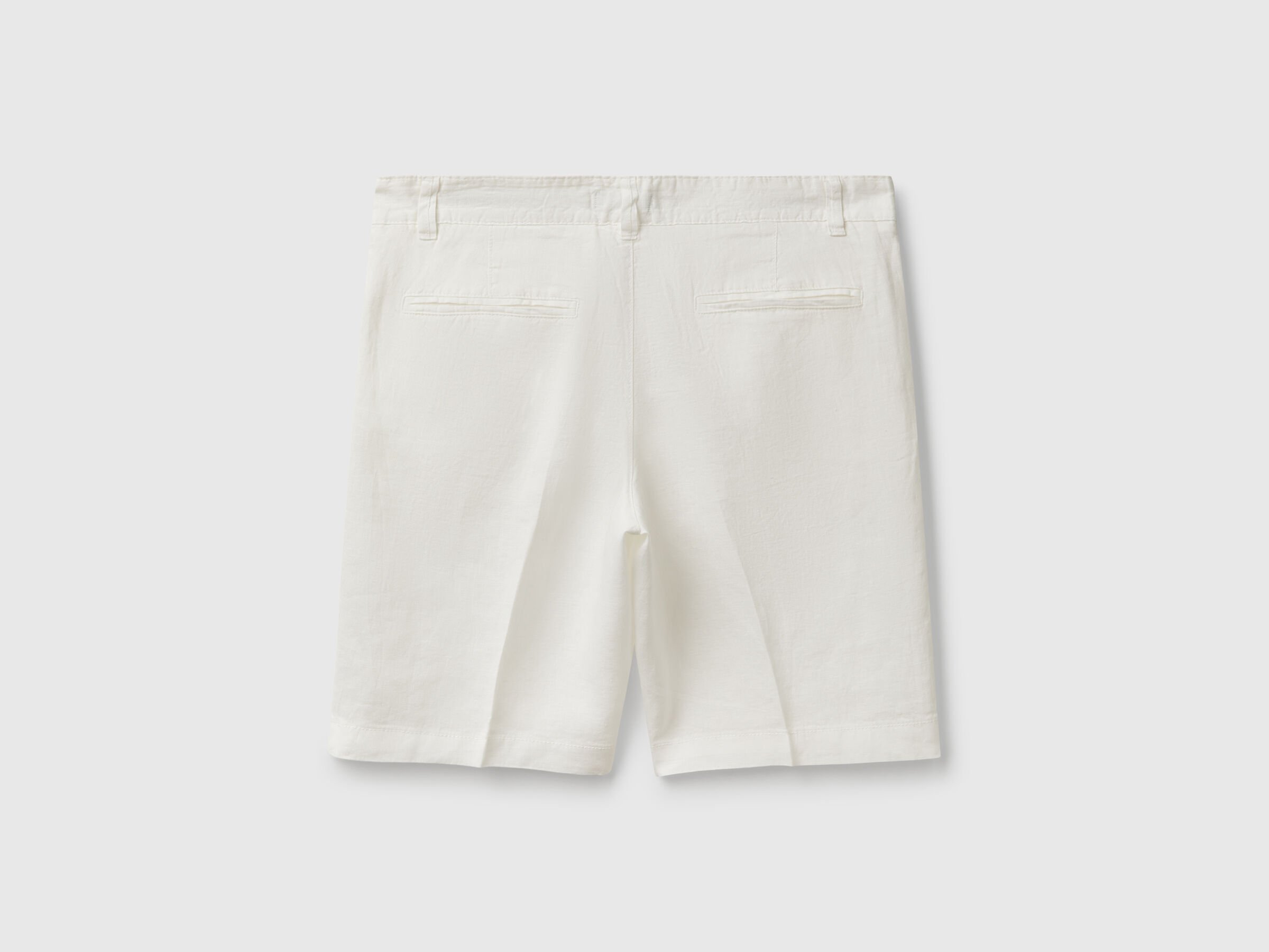 SHORTS Men image number 4
