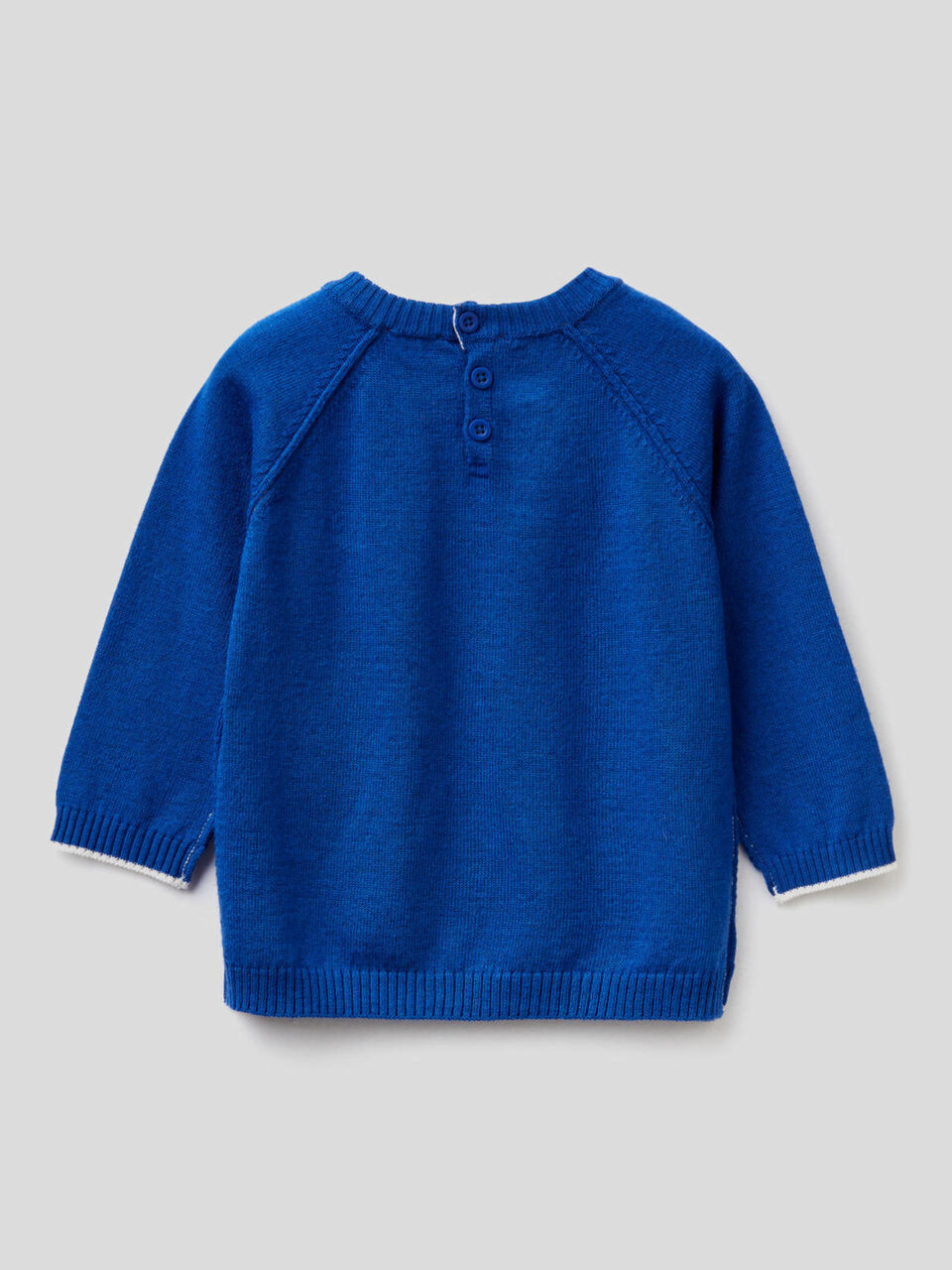 Crew neck sweater with raglan sleeves image number 2