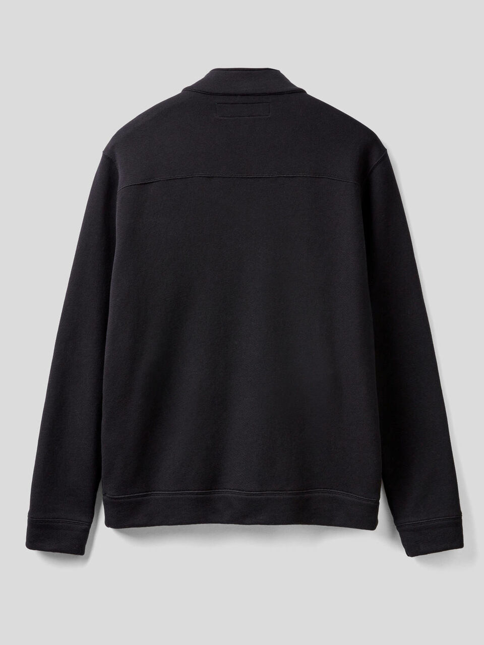 100% cotton sweatshirt with zip and pockets image number 2