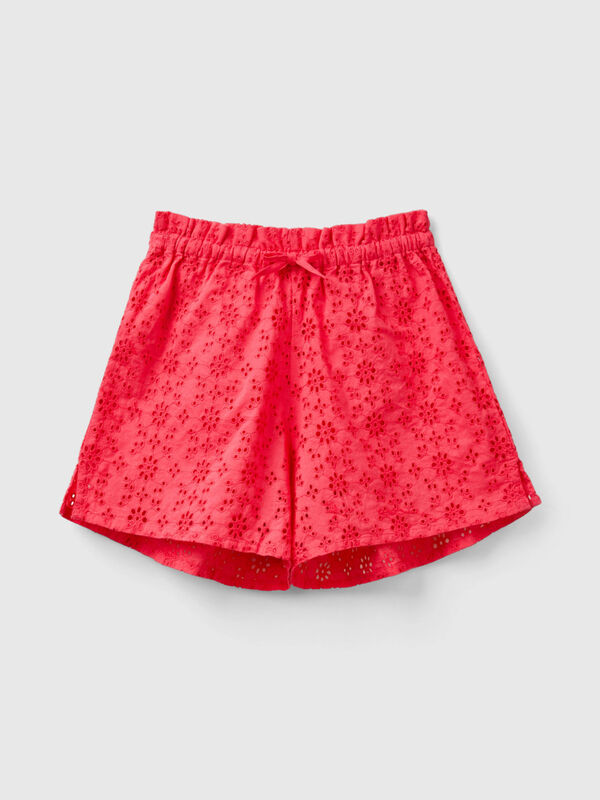 Shorts with broderie anglaise embroidery Junior Girl
