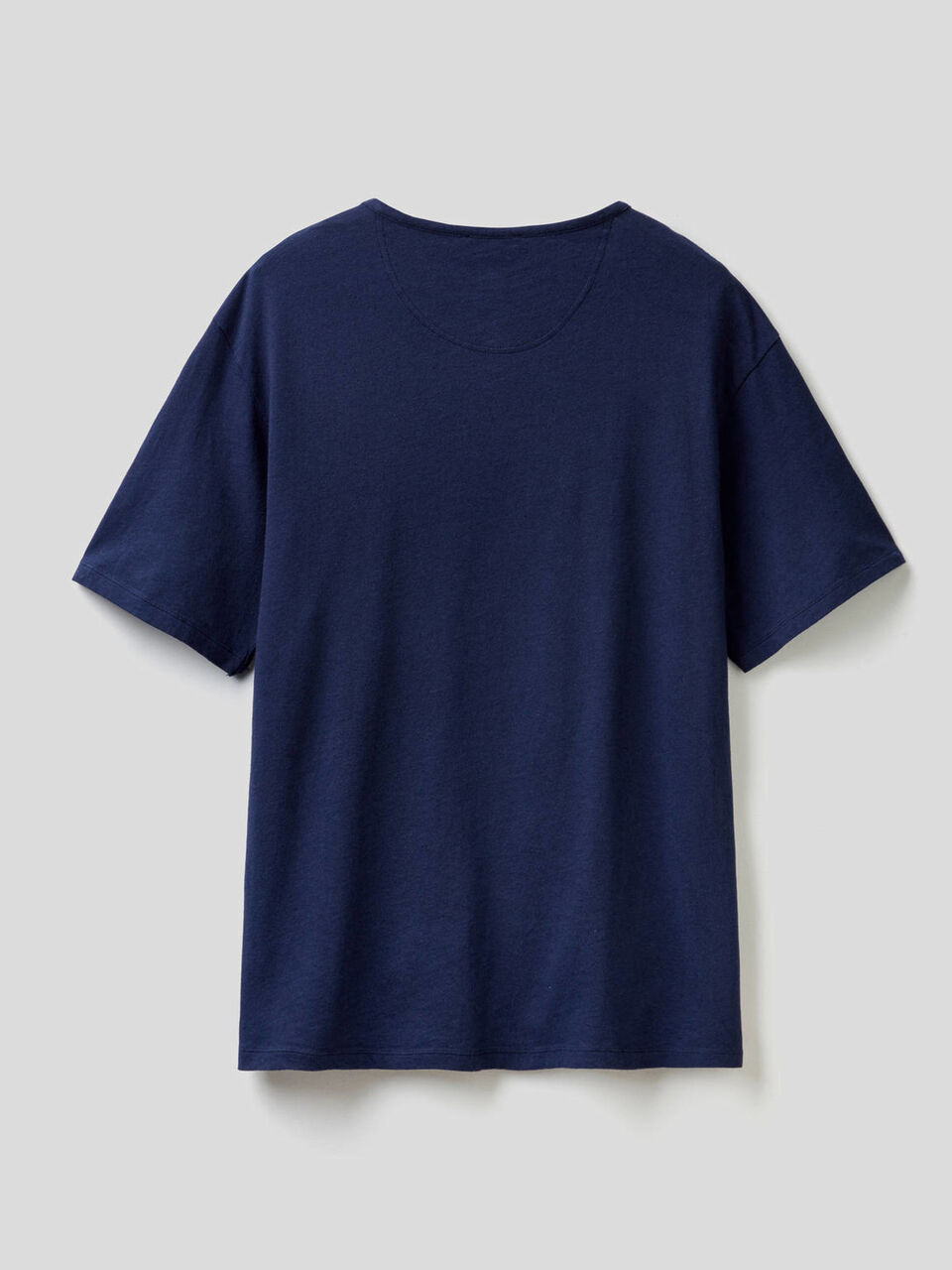 Henley t-shirt in linen blend image number 2