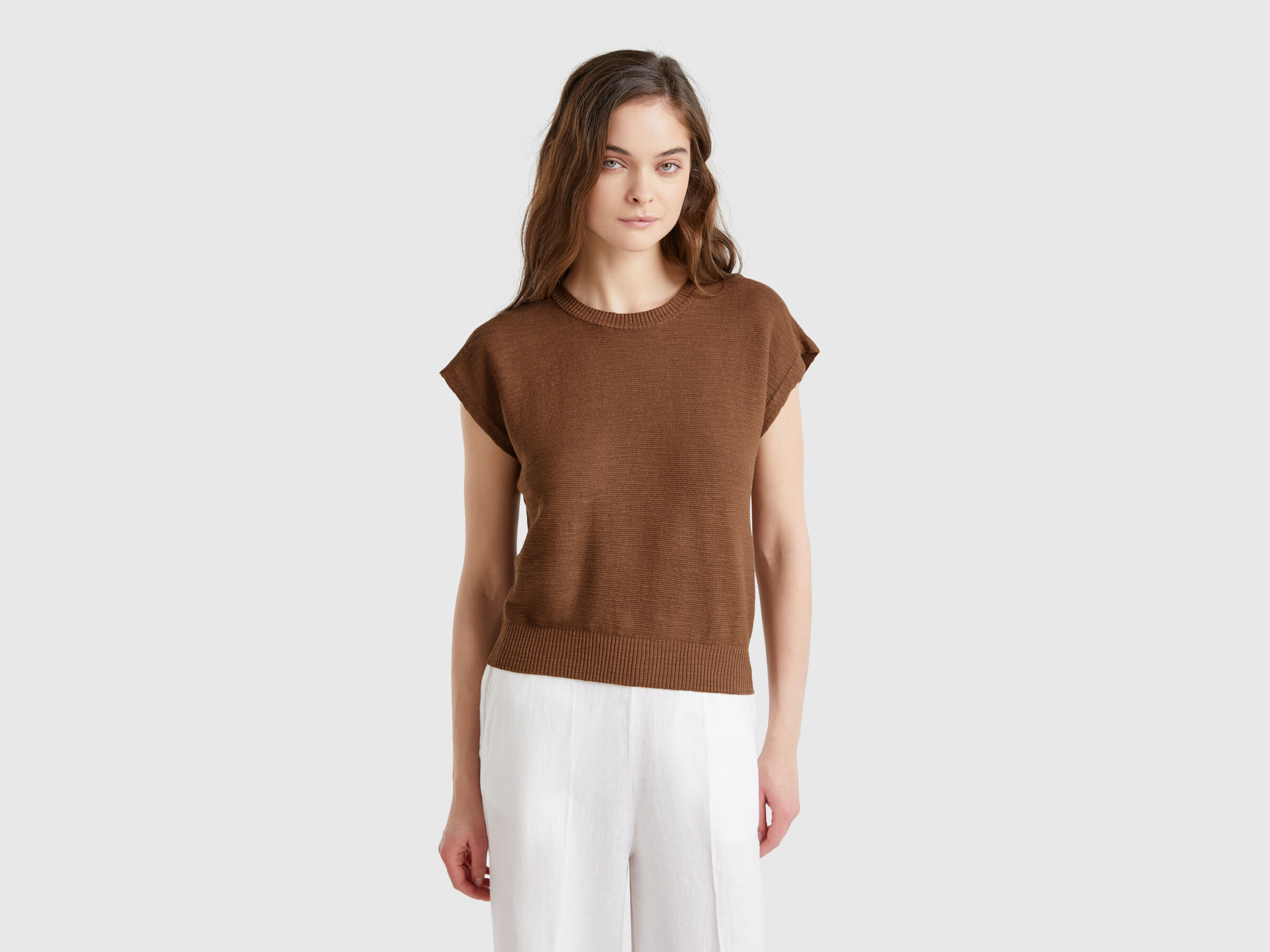 SLEEVELESS SWEATER Women image number 0
