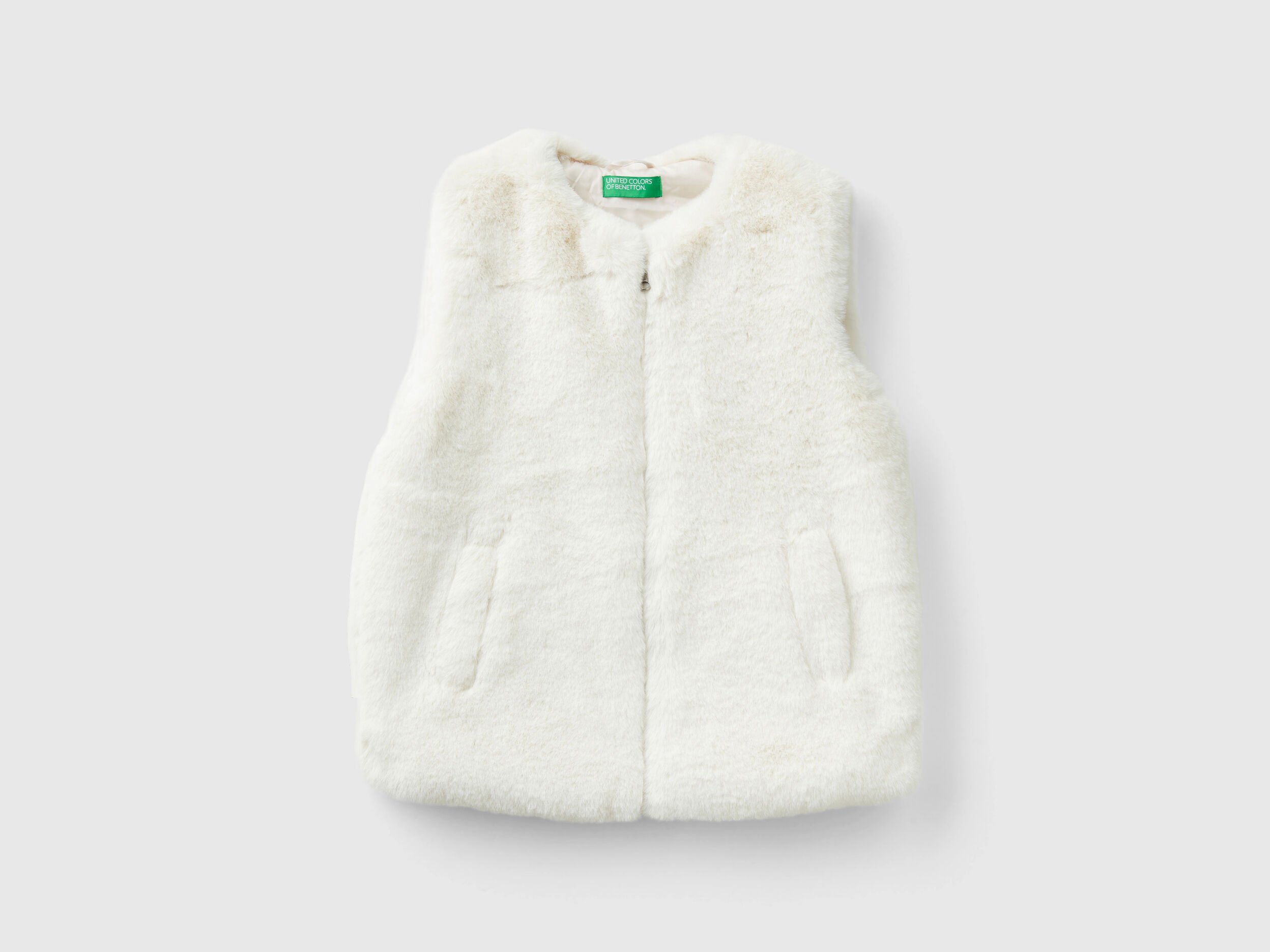 Womens white faux fur vest store