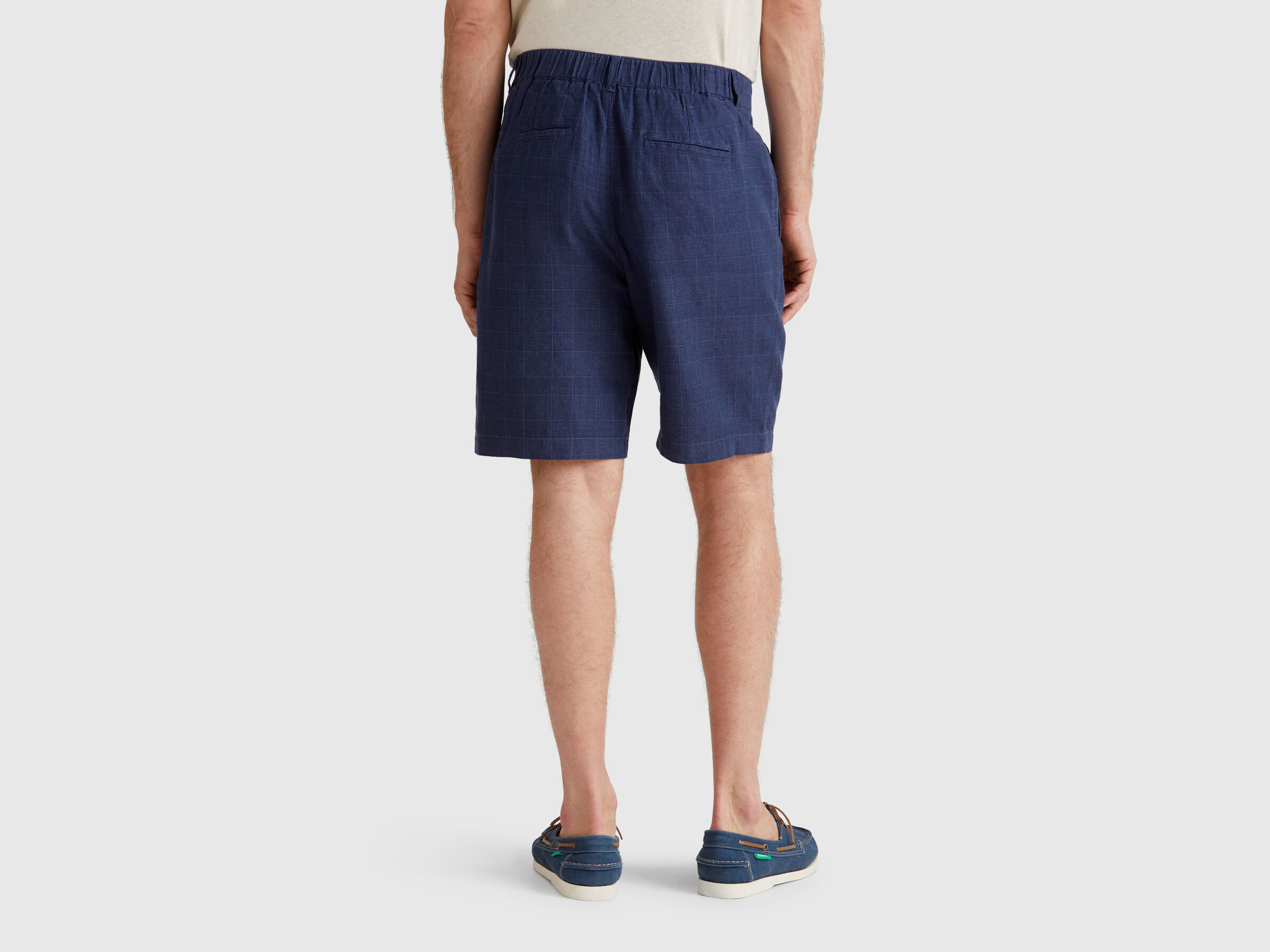 BERMUDA Men image number 1