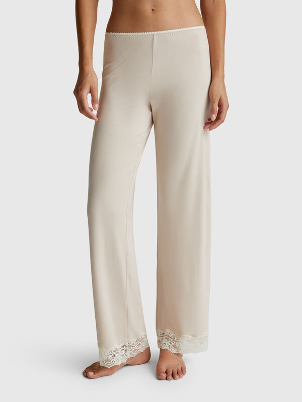 Flowy trousers with lace Women