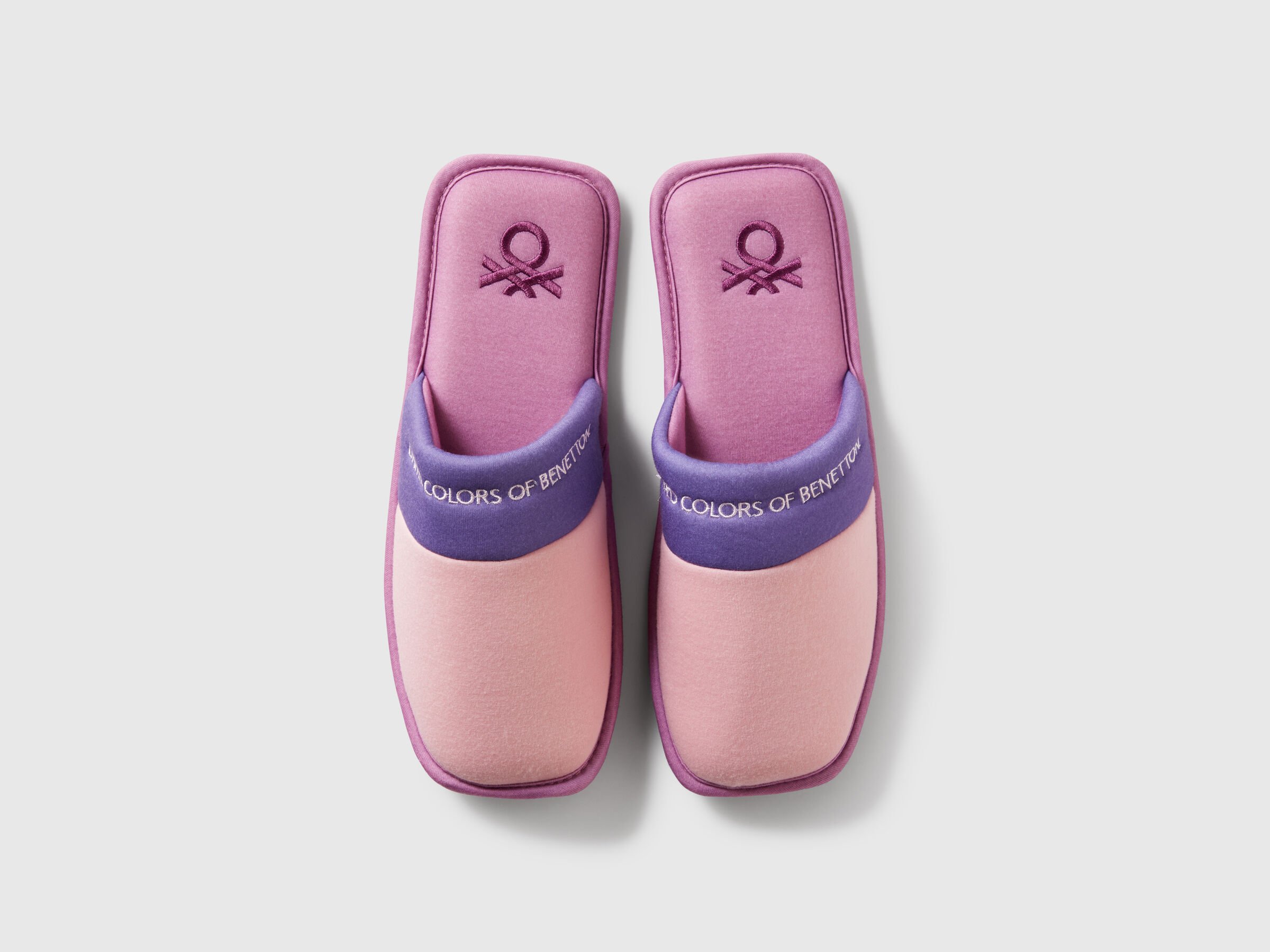 SLIPPERS image number 3