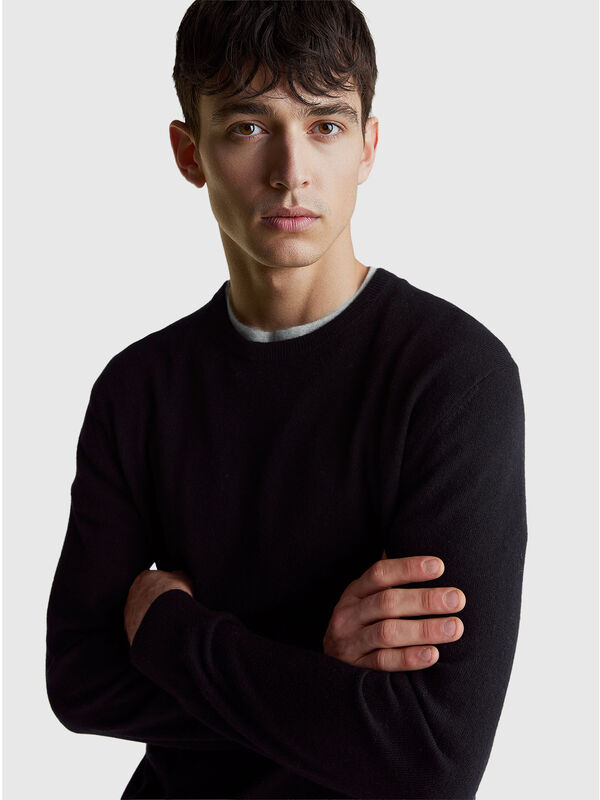 Black sweater in pure Merino wool Men