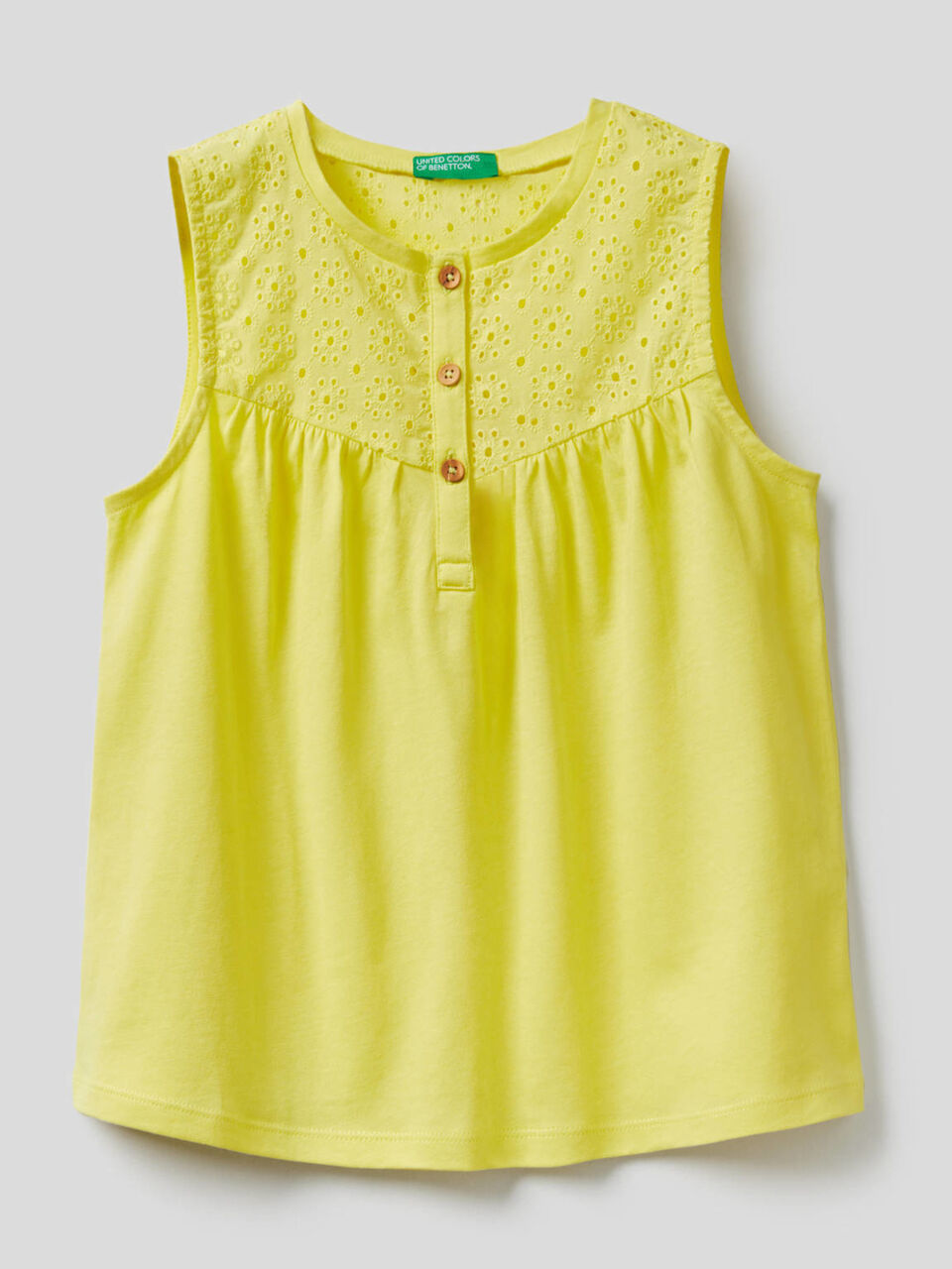Sleeveless blouse in 100% cotton image number 1