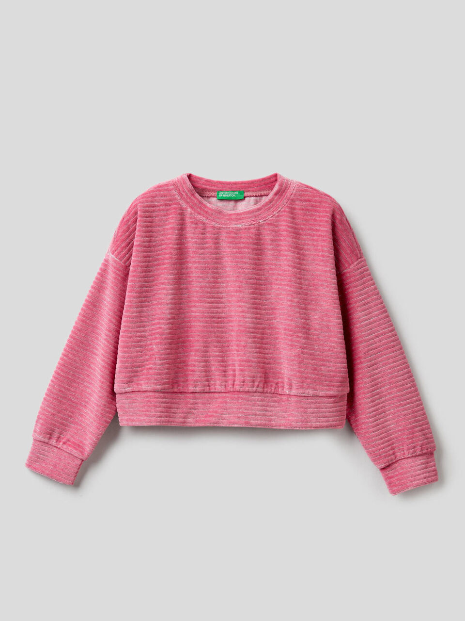 Cropped chenille sweatshirt image number 1