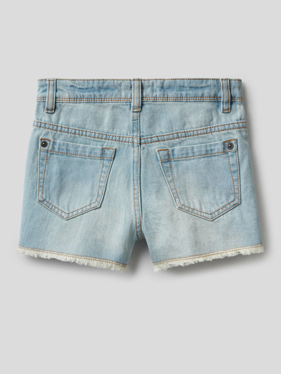 Denim shorts in 100% cotton image number 2