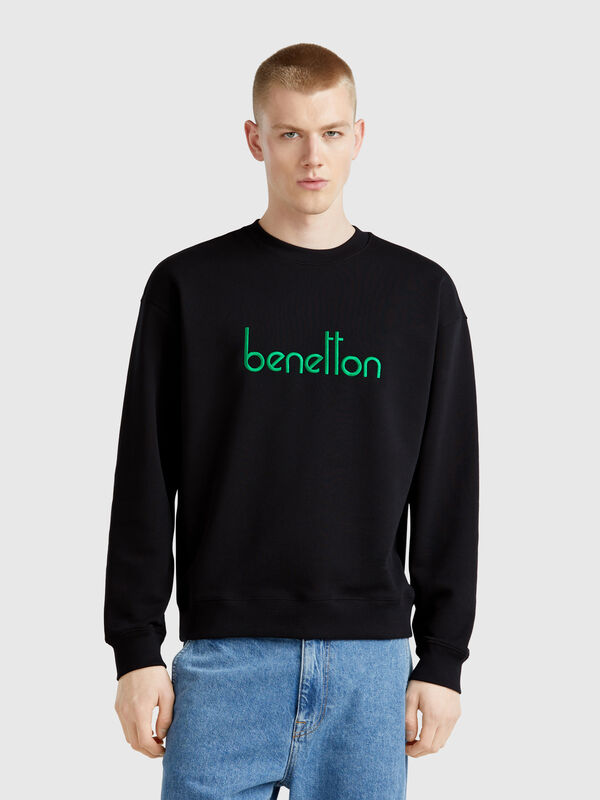 Warm sweatshirt with embroidered logo Men