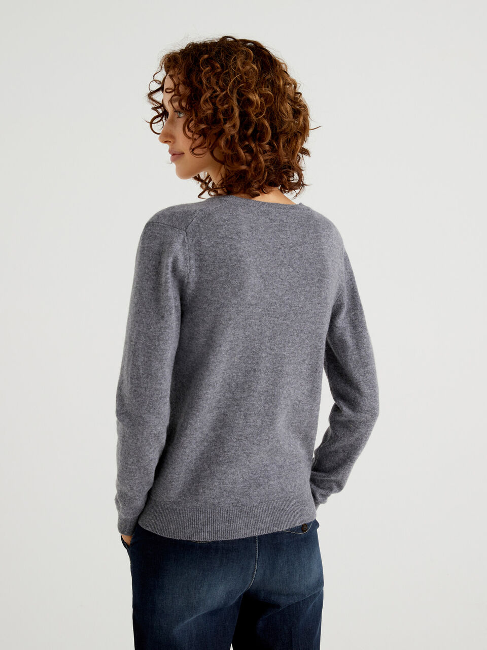 Dark gray V-neck sweater in pure virgin wool