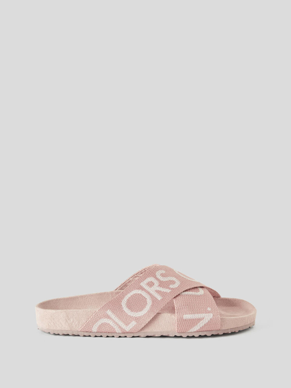 Sliders with twisted logo bands image number 1
