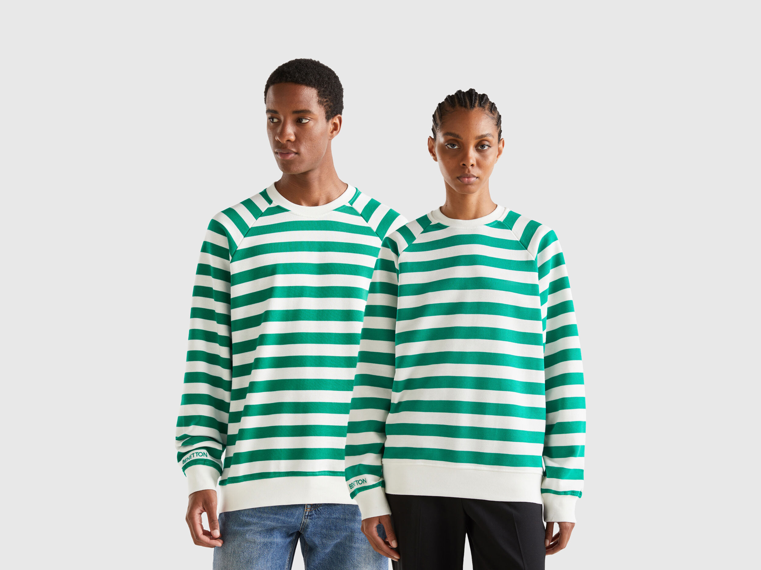 Green striped sweatshirt outlet