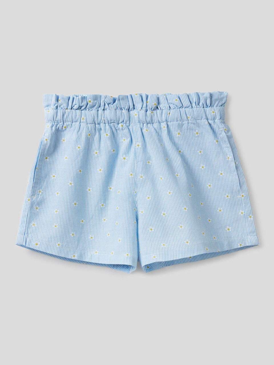 Striped bermudas with rouches at the waist image number 1