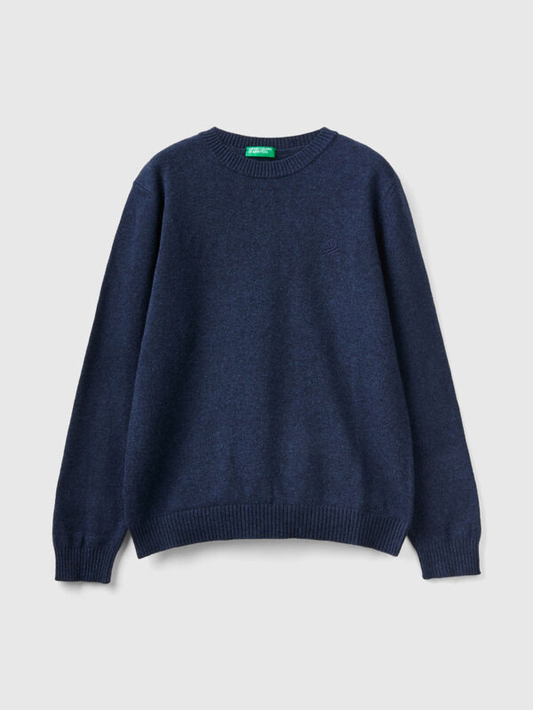 Sweater in cashmere and wool blend