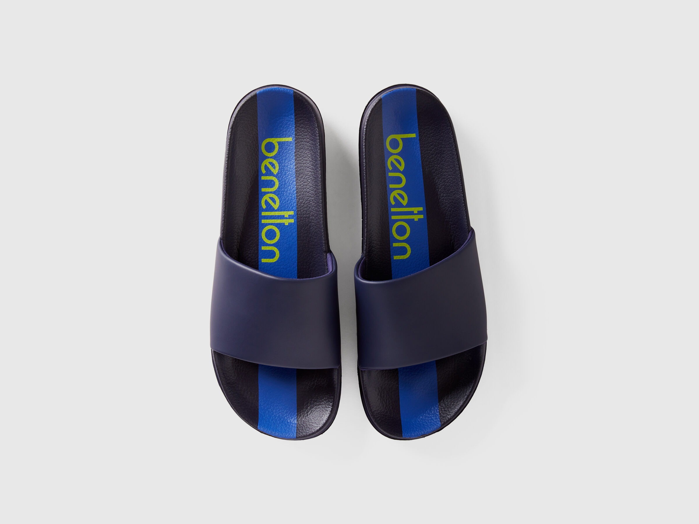 SLIPPERS Men image number 3