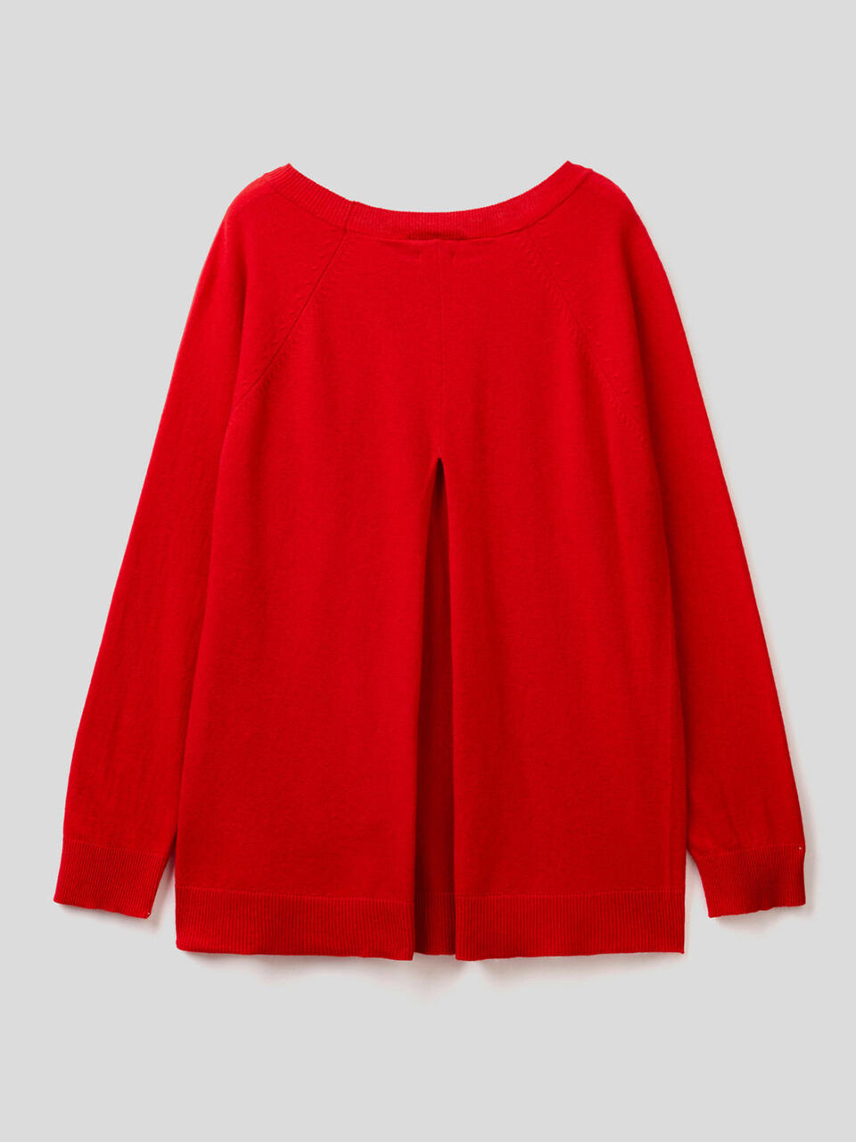 Sweater with pleat on the back image number 2
