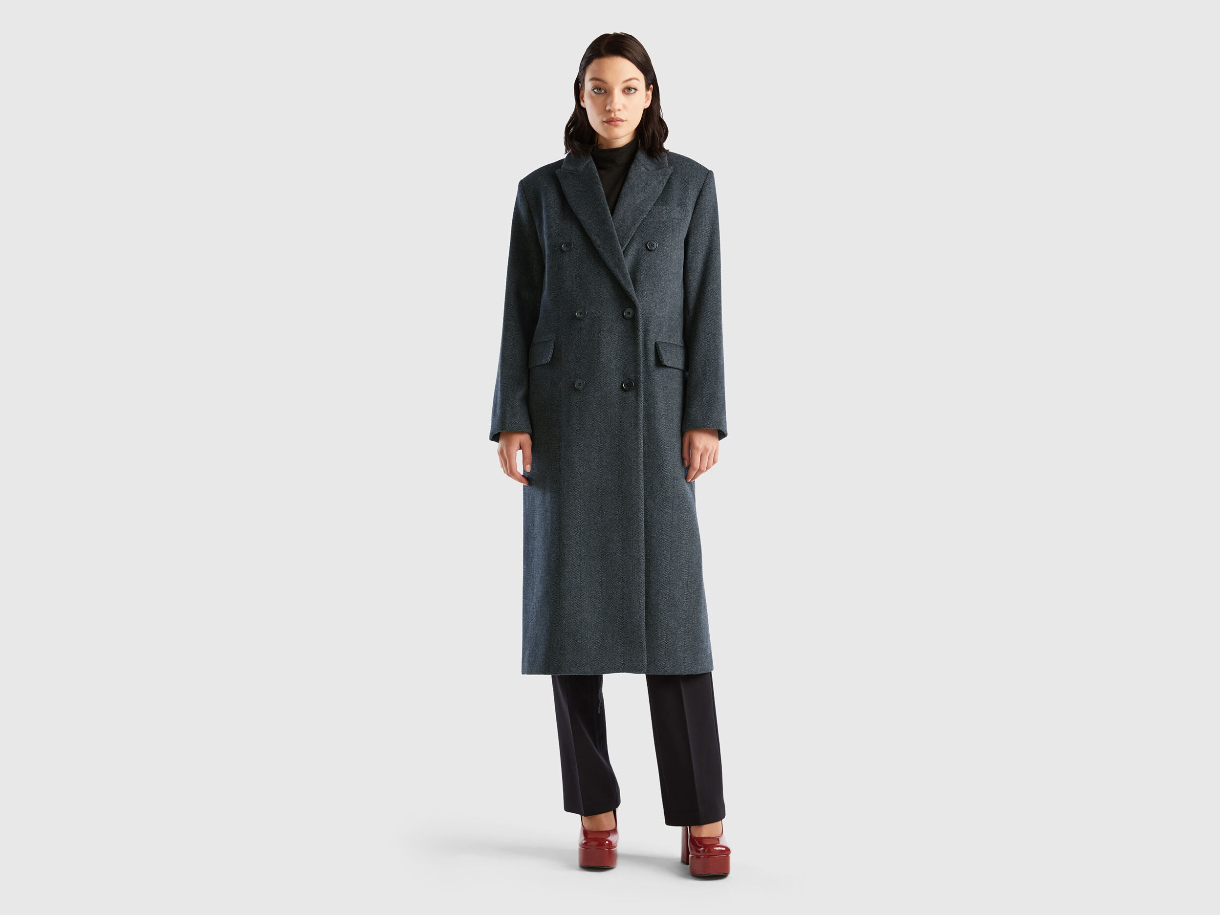 Long double breasted coat