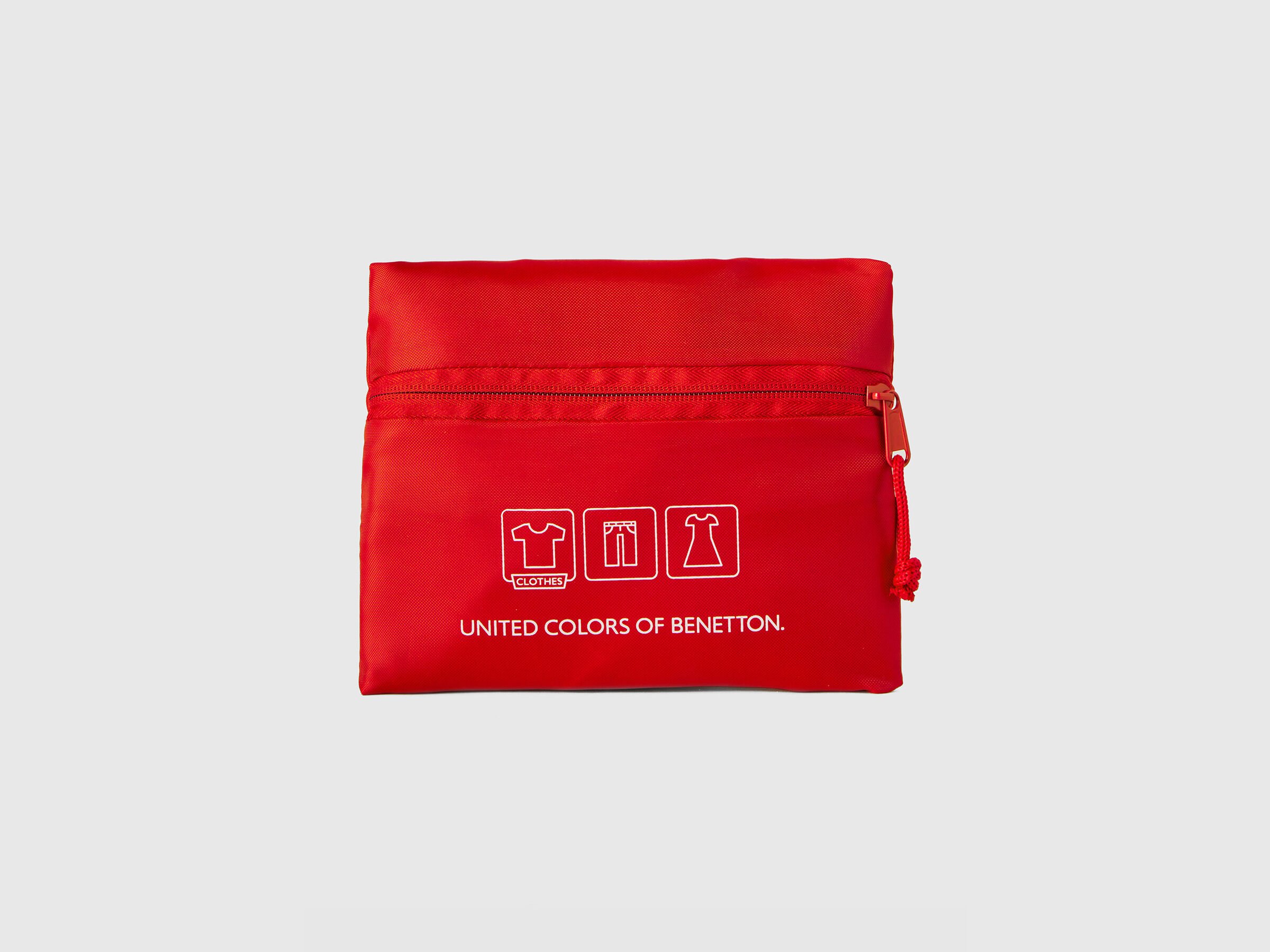 Red travel bag image number 2