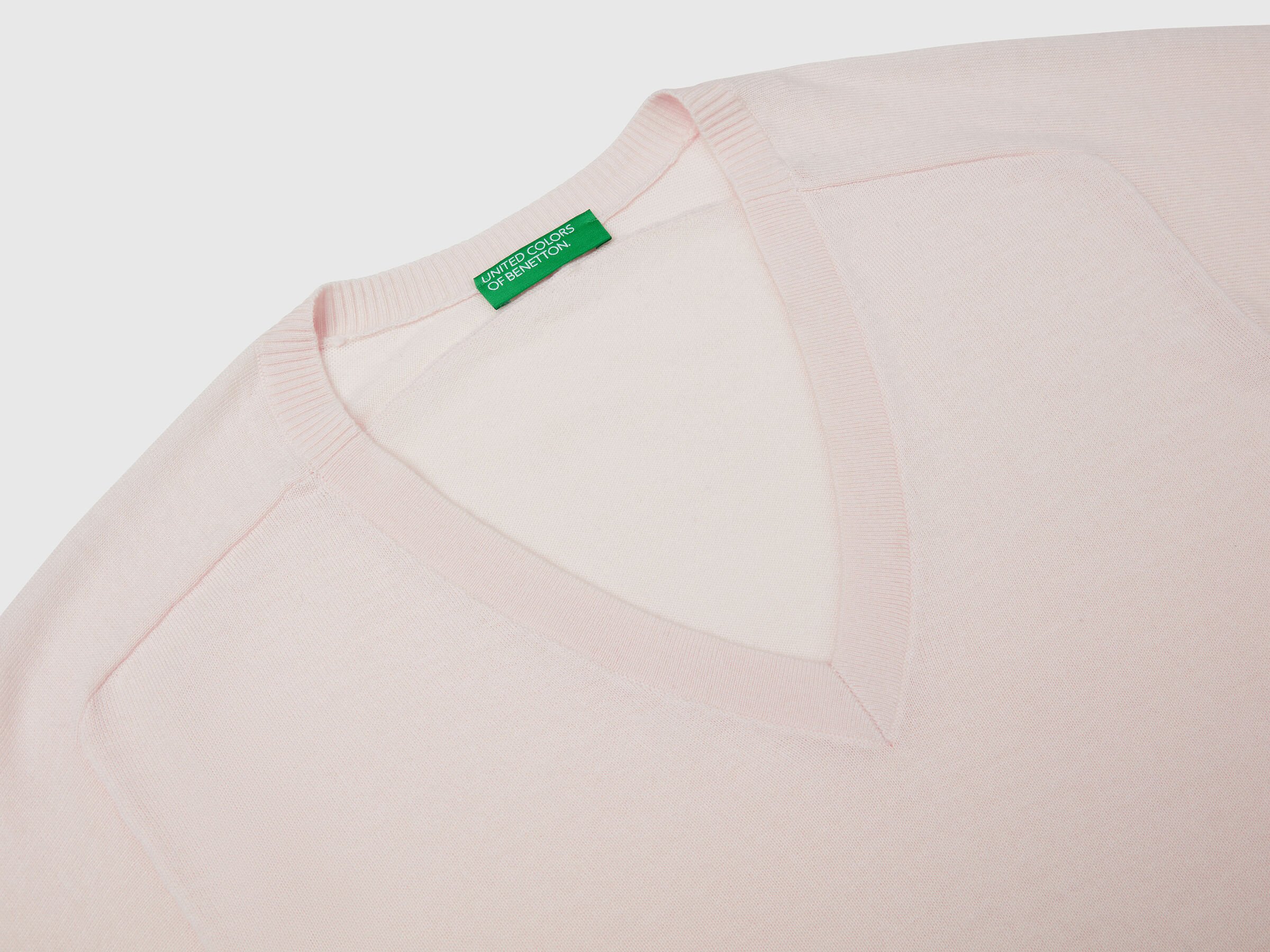 V NECK SWEATER L/S Women image number 5