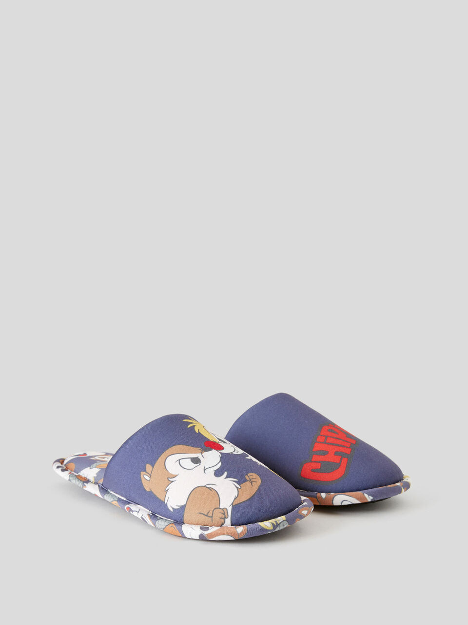 Chip 'n' Dale slippers in fabric image number 1