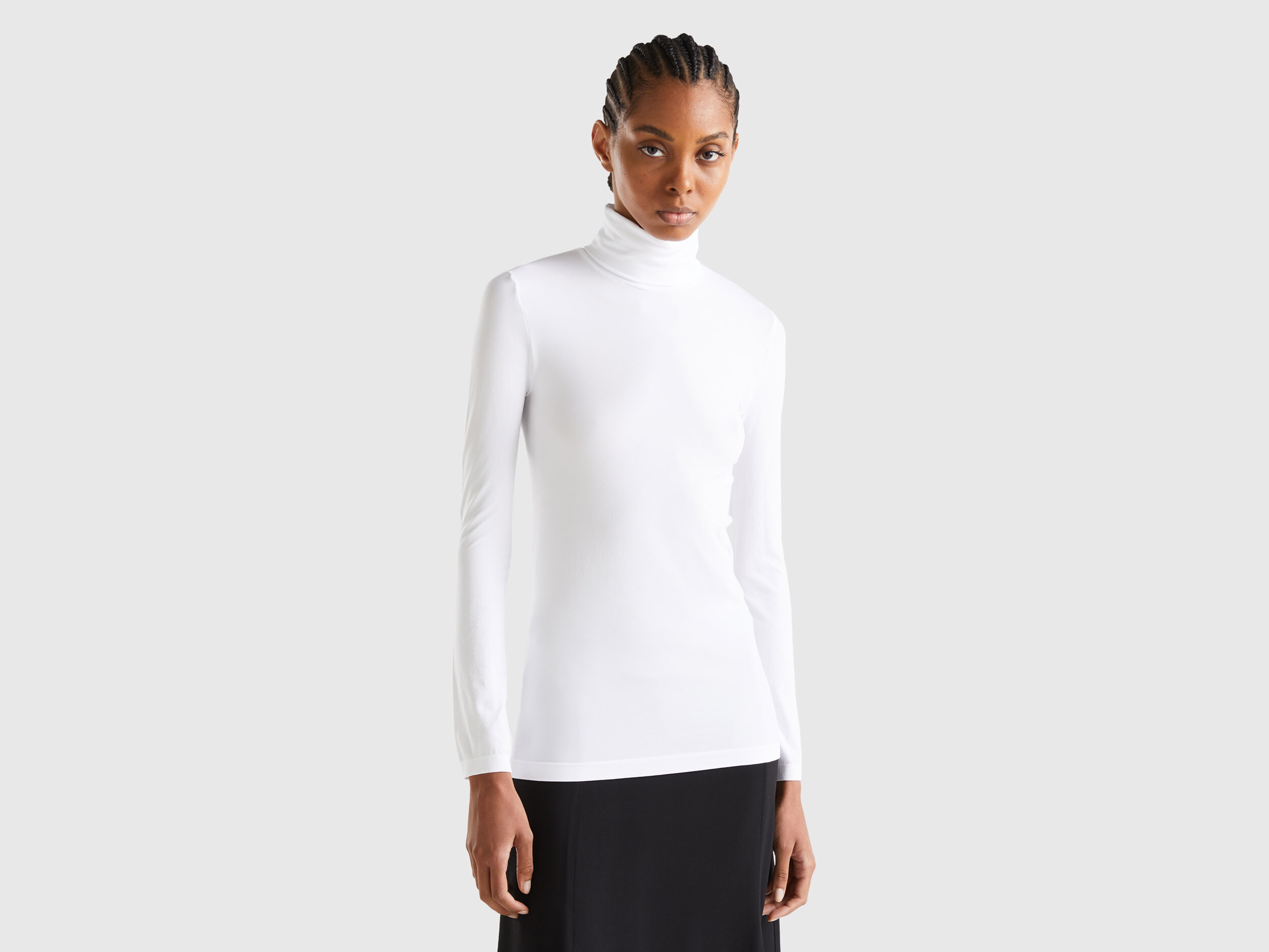 White turtleneck crop top sweater 2025