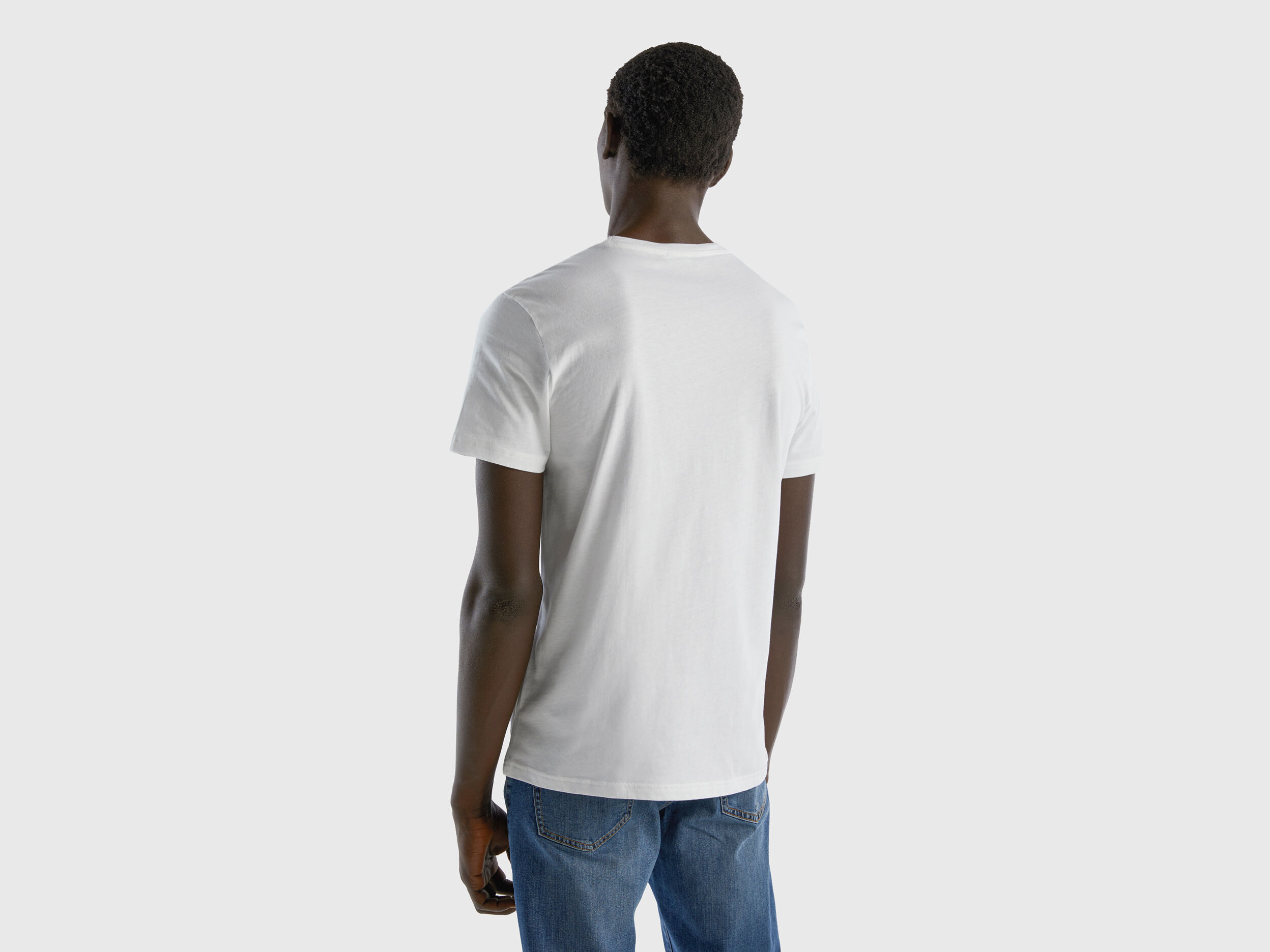 Pure white t shirts shop