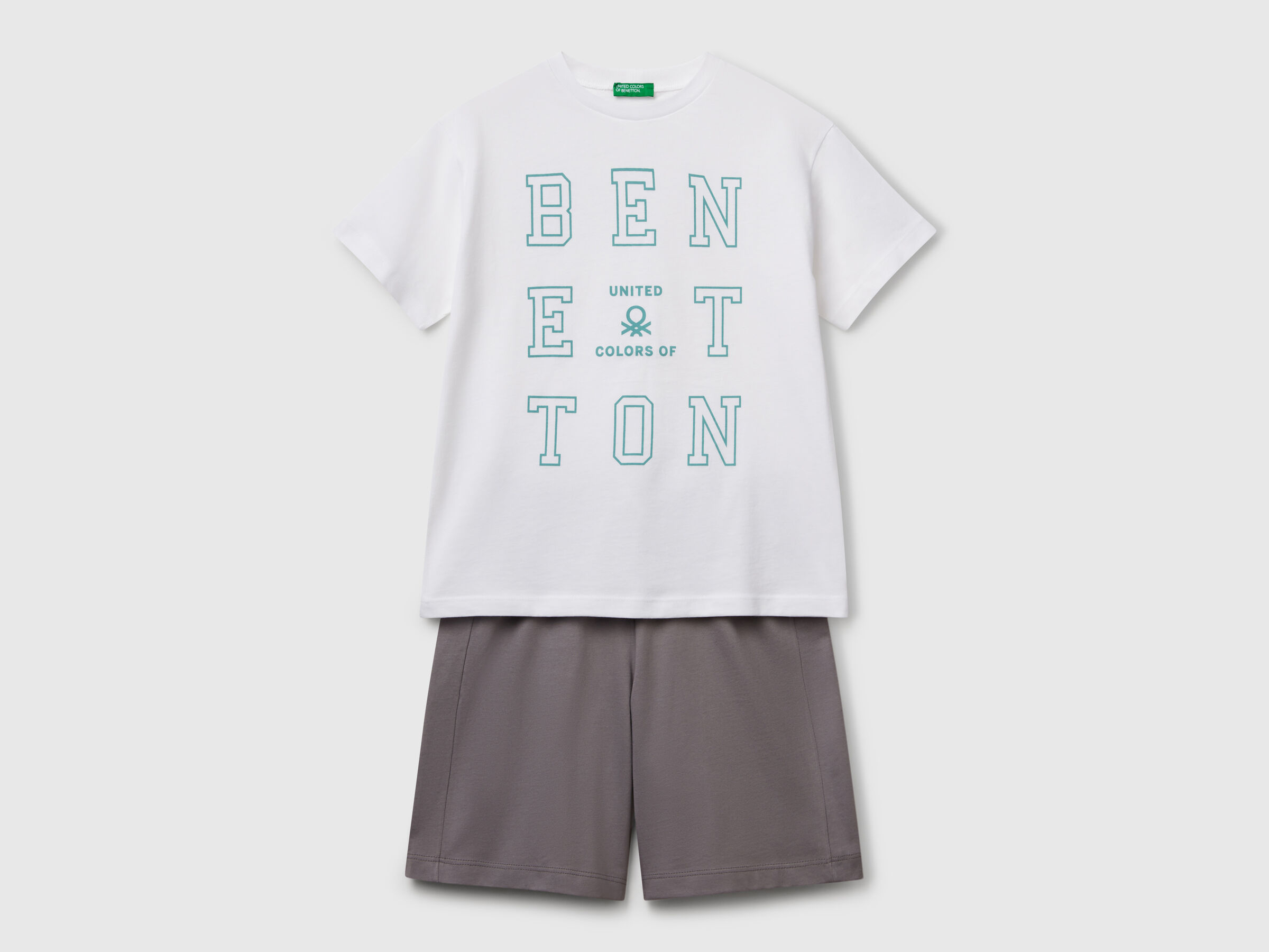 SET T-SHIRT+SHORTS Junior Boy image number 0