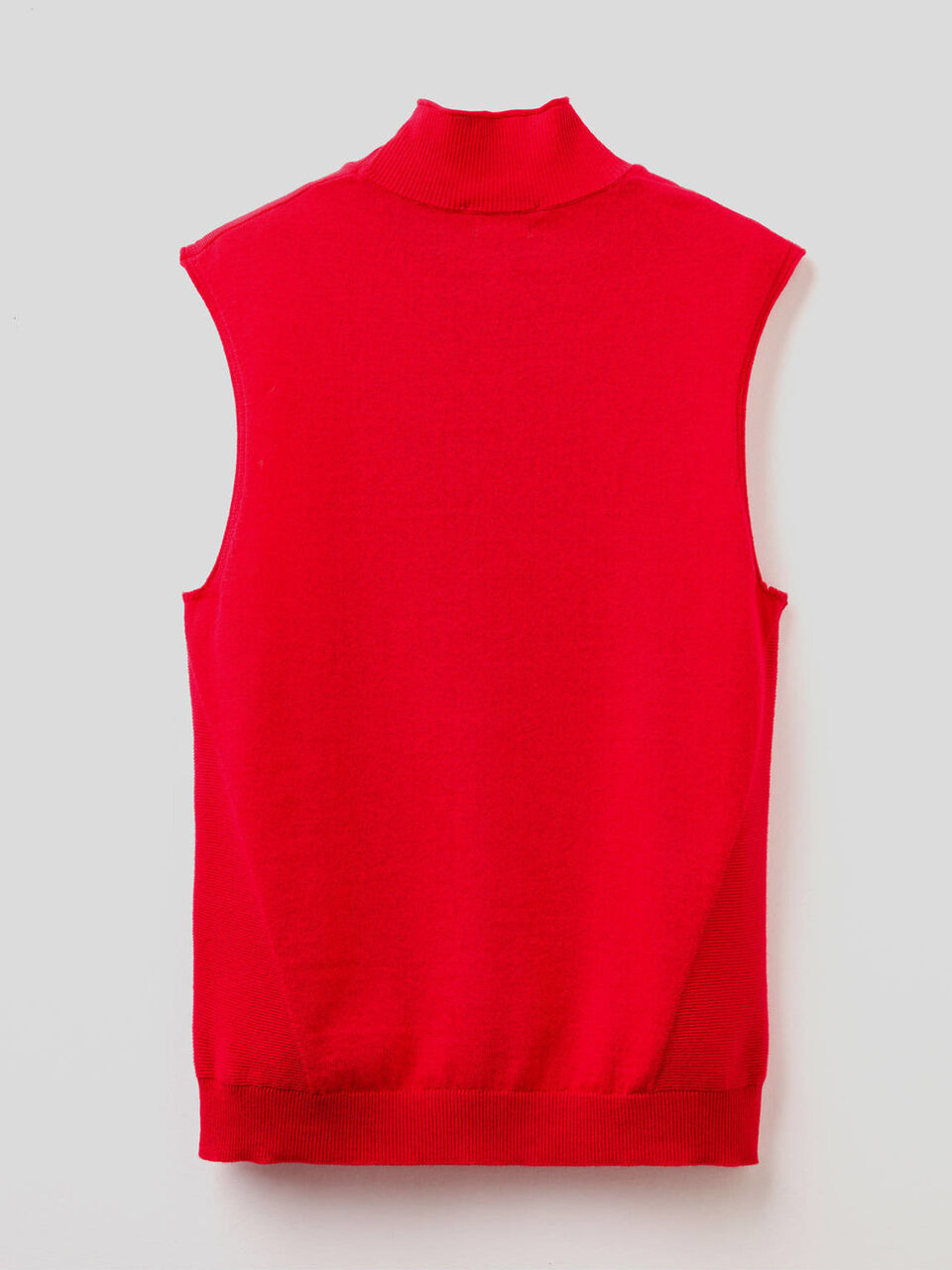 Sleeveless sweater in cashmere blend image number 2