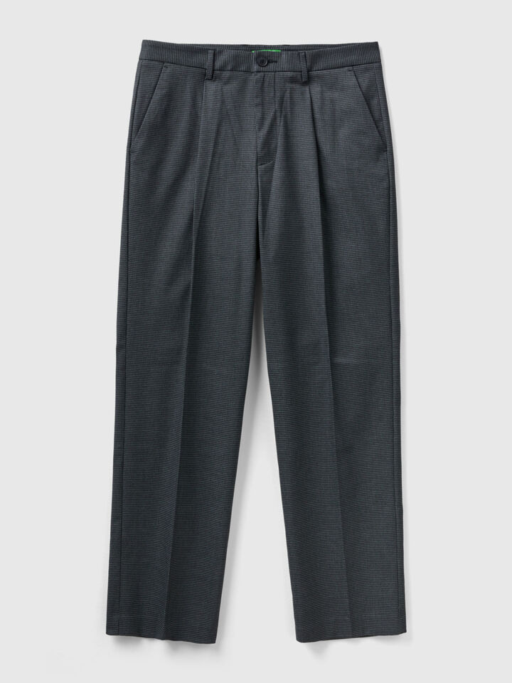 Wide patterned chinos image number 1
