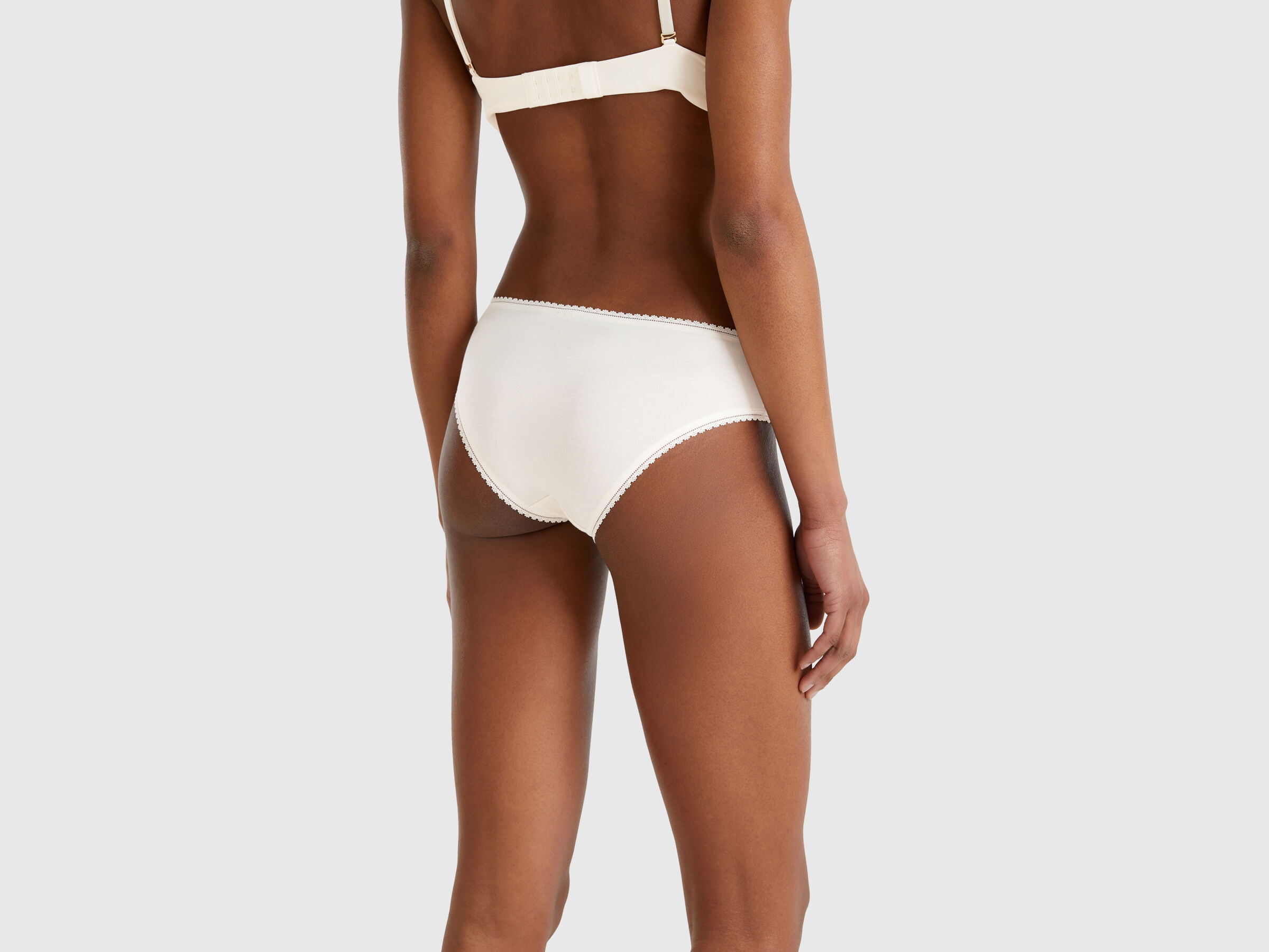 SLIP Women image number 1