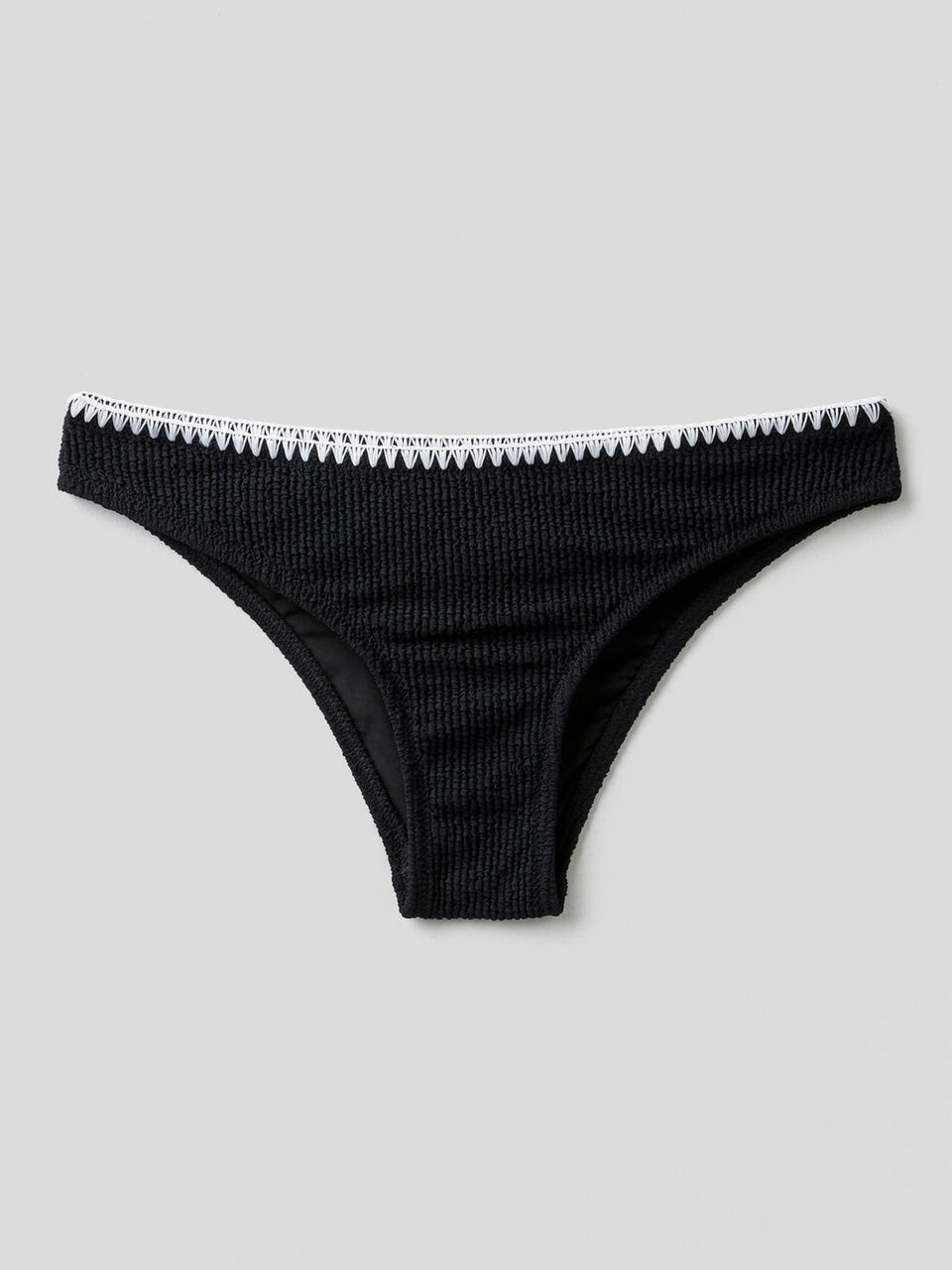 Bikini bottoms with clashing embroidery image number 1