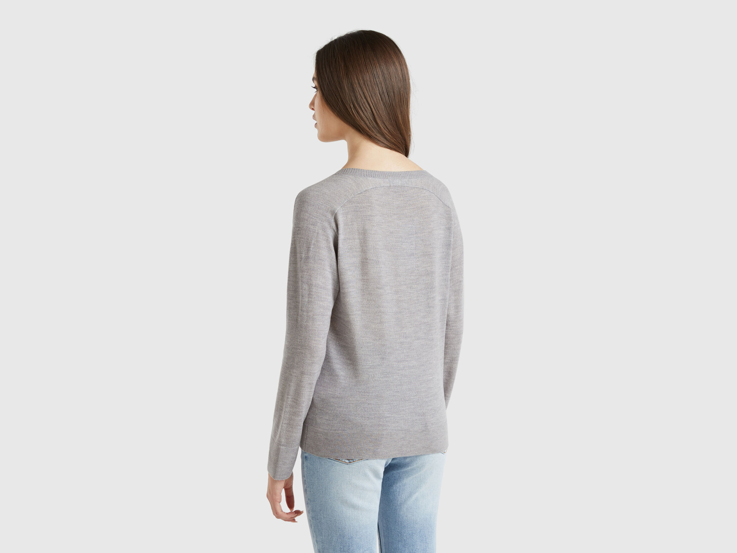 V NECK SWEATER L/S Women image number 1