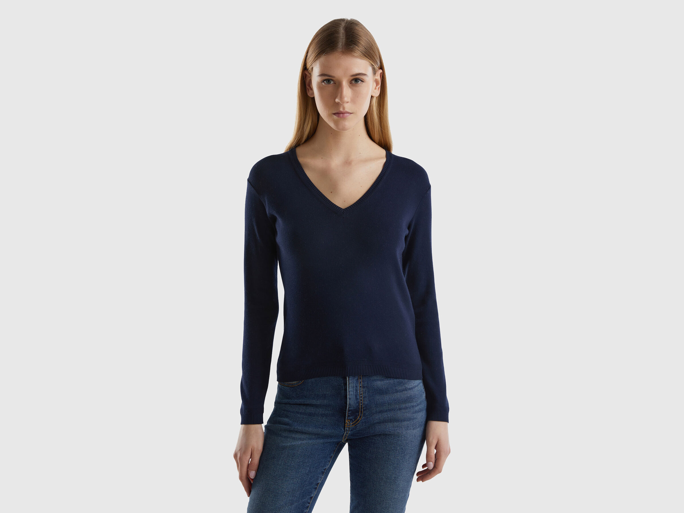 V NECK SWEATER L/S Women image number 0