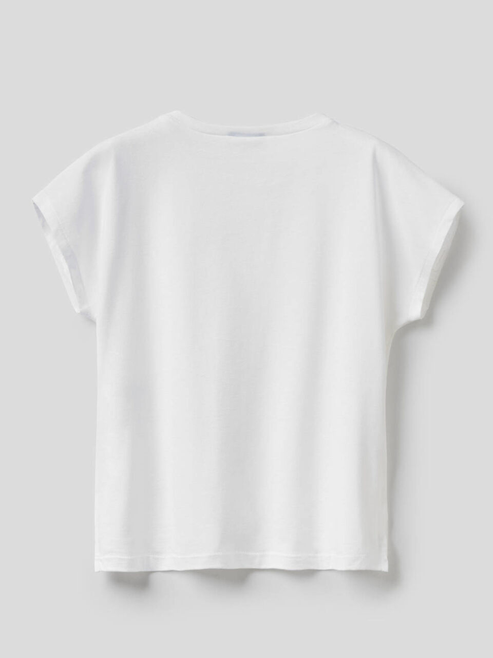 100% cotton t-shirt with embossed print image number 2