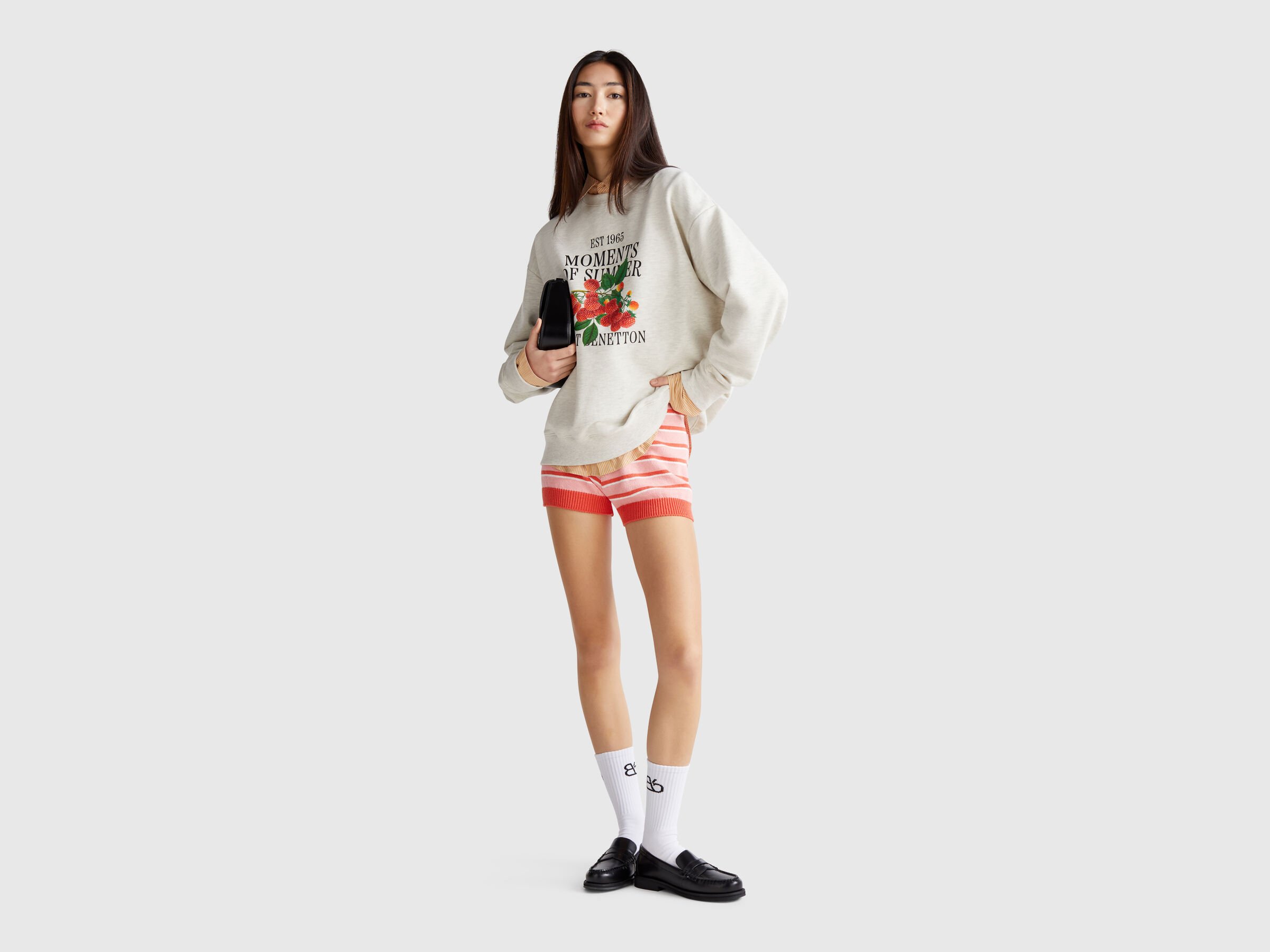 SHORTS Women image number 2